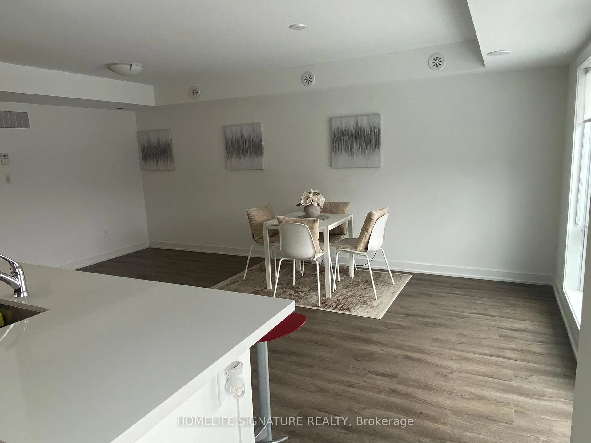 Photo 7 of Unit 15, 5 Romilly Avenue, Brampton, Northwest Brampton — HOMEH