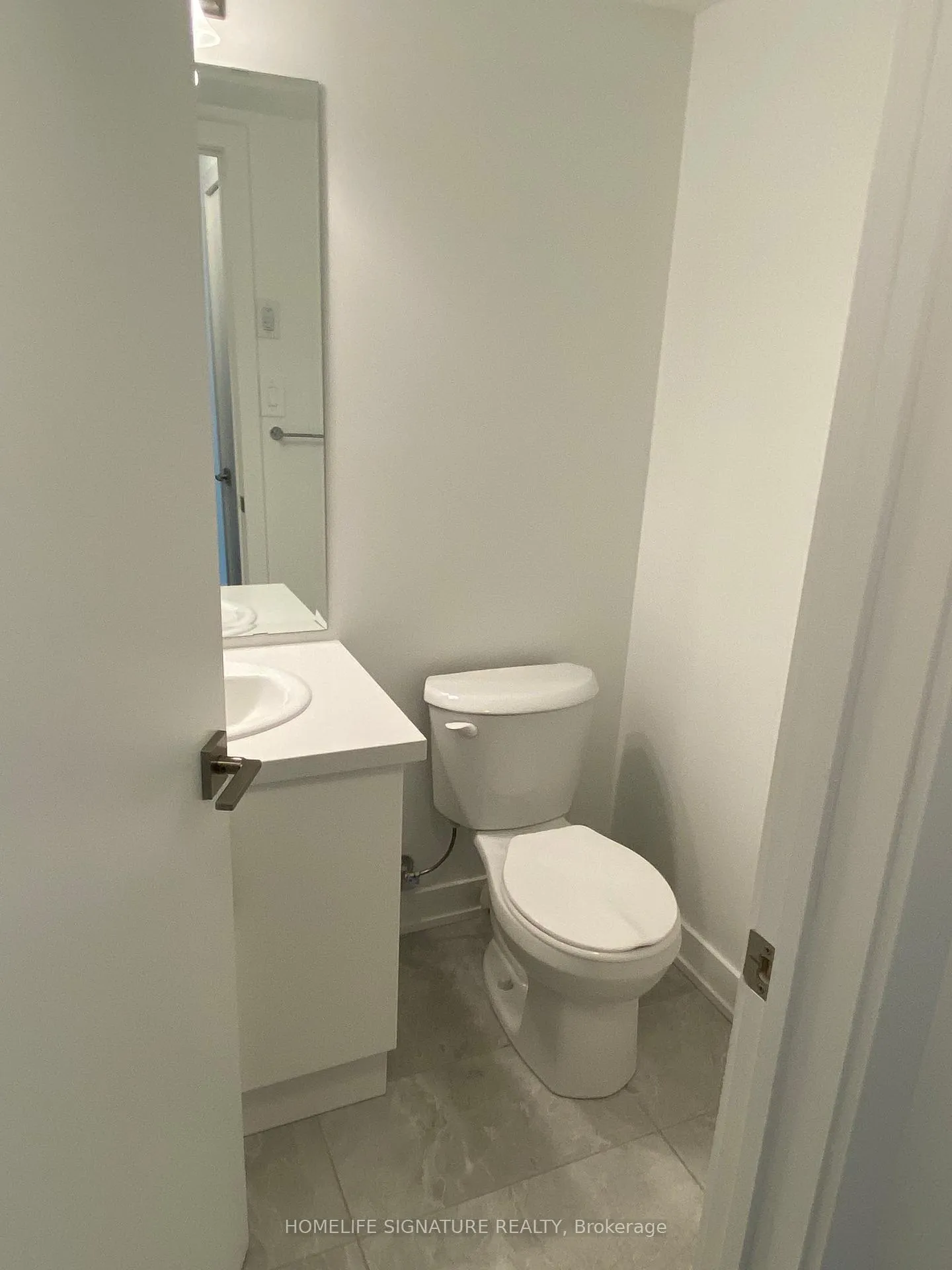 Photo 8 of Unit 15, 5 Romilly Avenue, Brampton, Northwest Brampton — HOMEH