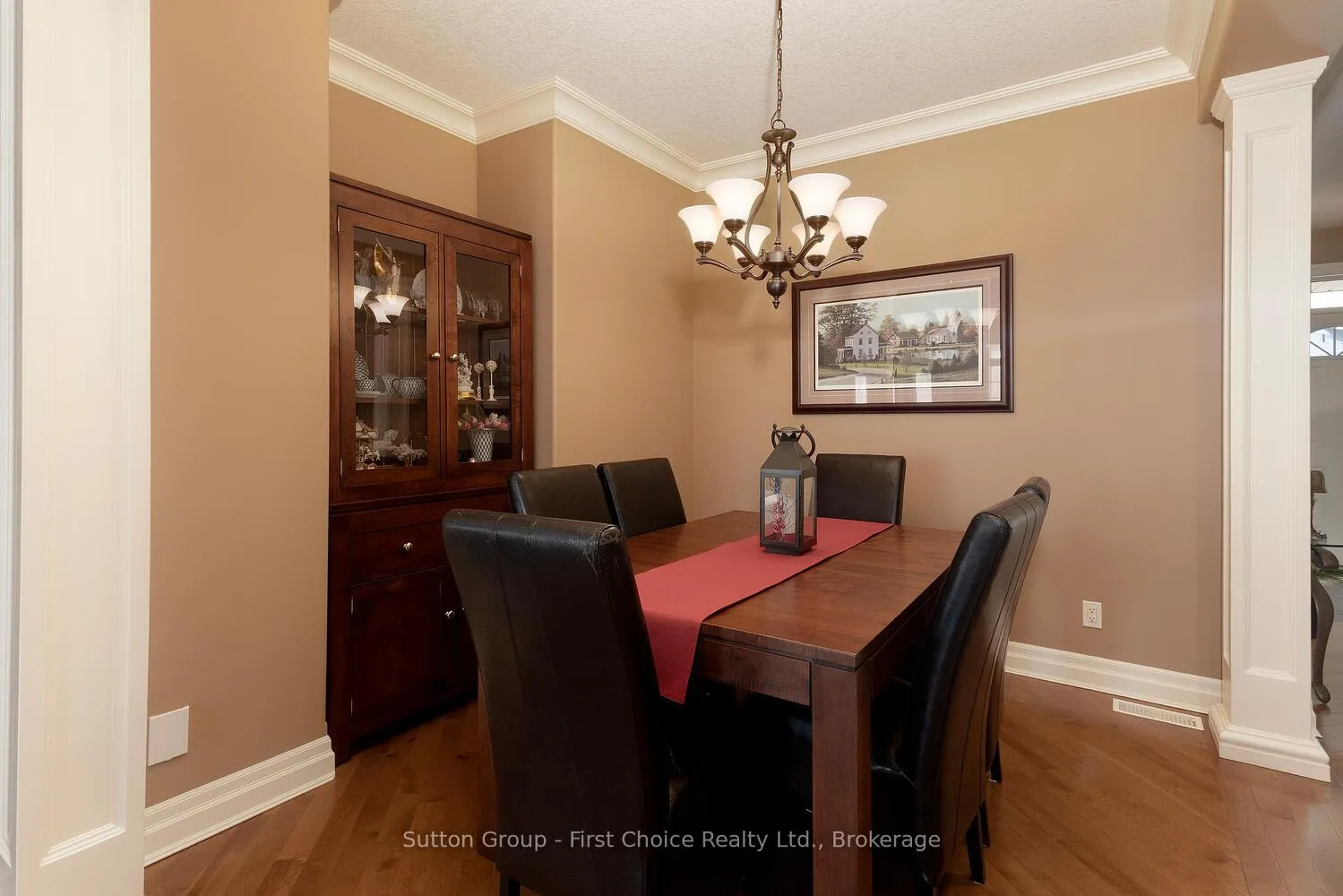 Photo 19 of 32 North Pointe Drive, Stratford — HOMEH