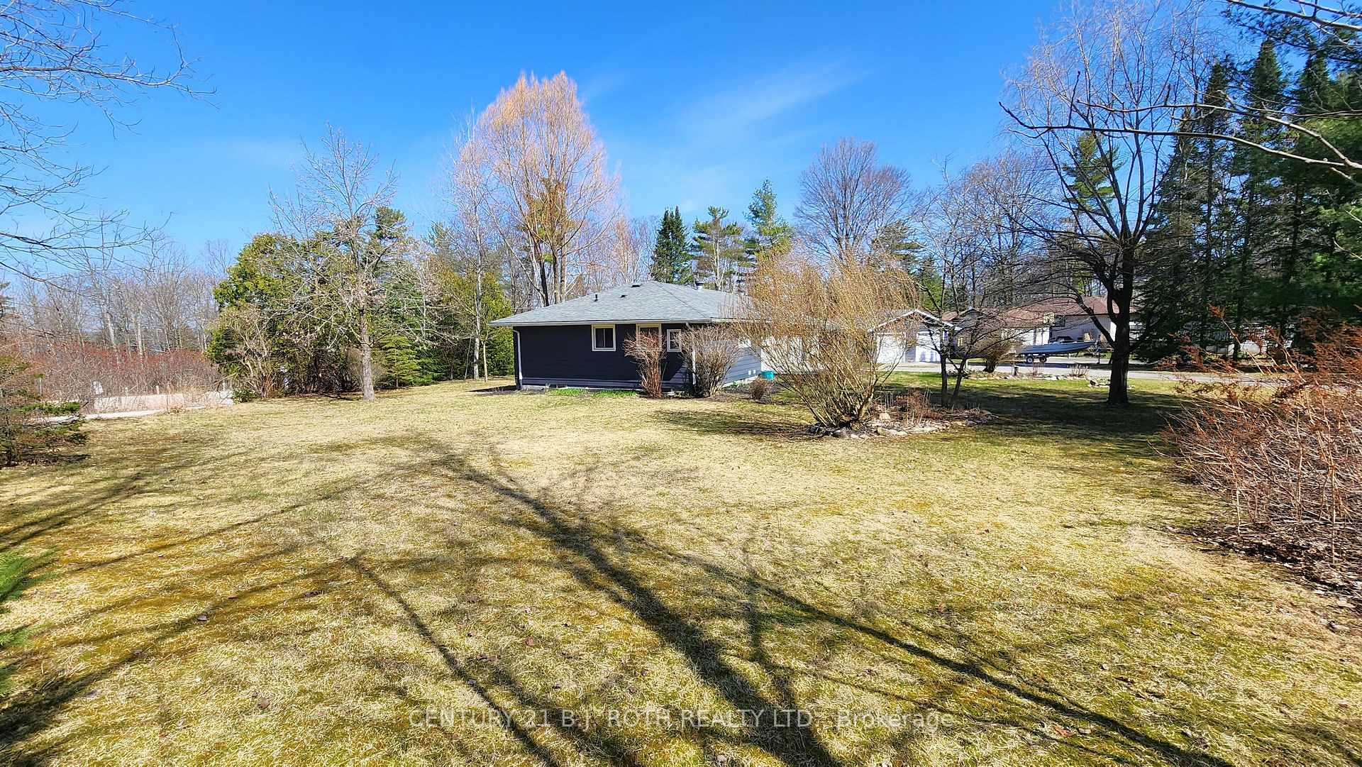 Photo 5 of 3909 Guest Road, Innisfil, Rural Innisfil — HOMEH