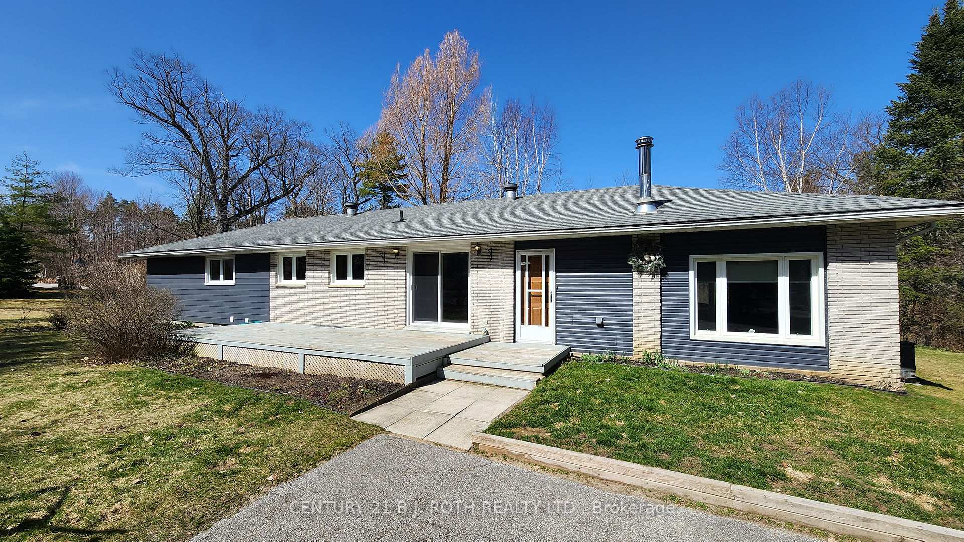 Photo 10 of 3909 Guest Road, Innisfil, Rural Innisfil — HOMEH