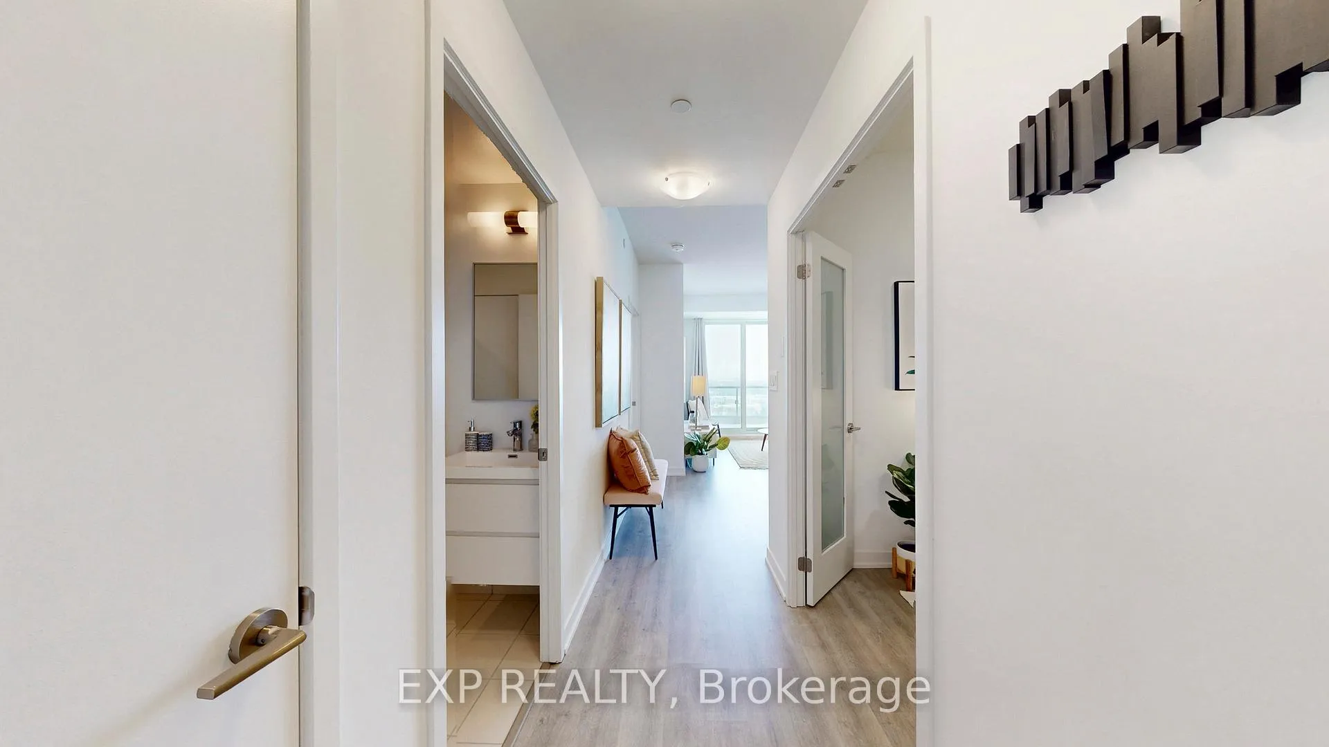 Photo 3 of Unit 1608, 292 Verdale Crossing, Markham, Unionville — HOMEH