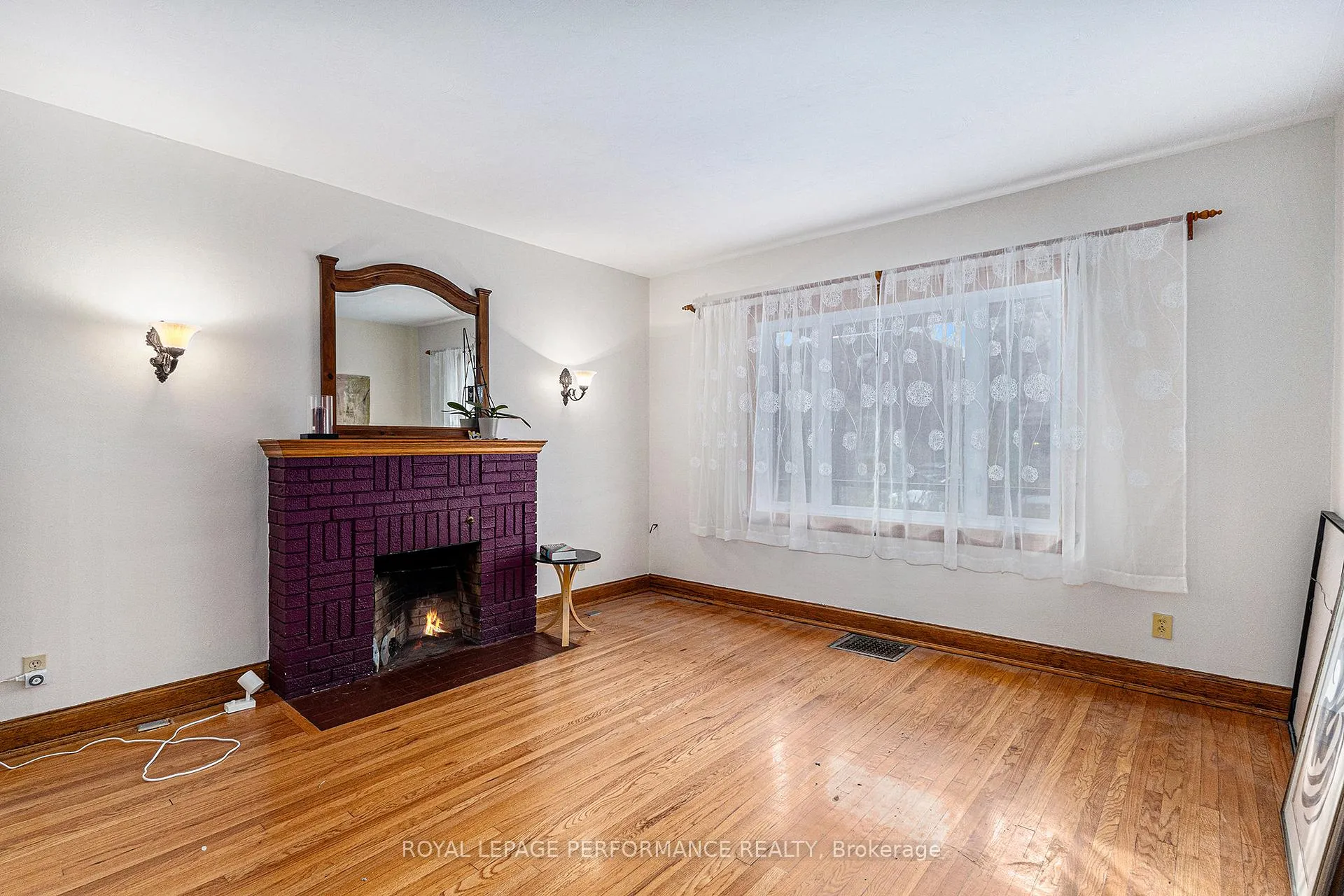 Photo 2 of 107 Russell Avenue, Ottawa, Sandy Hill — HOMEH