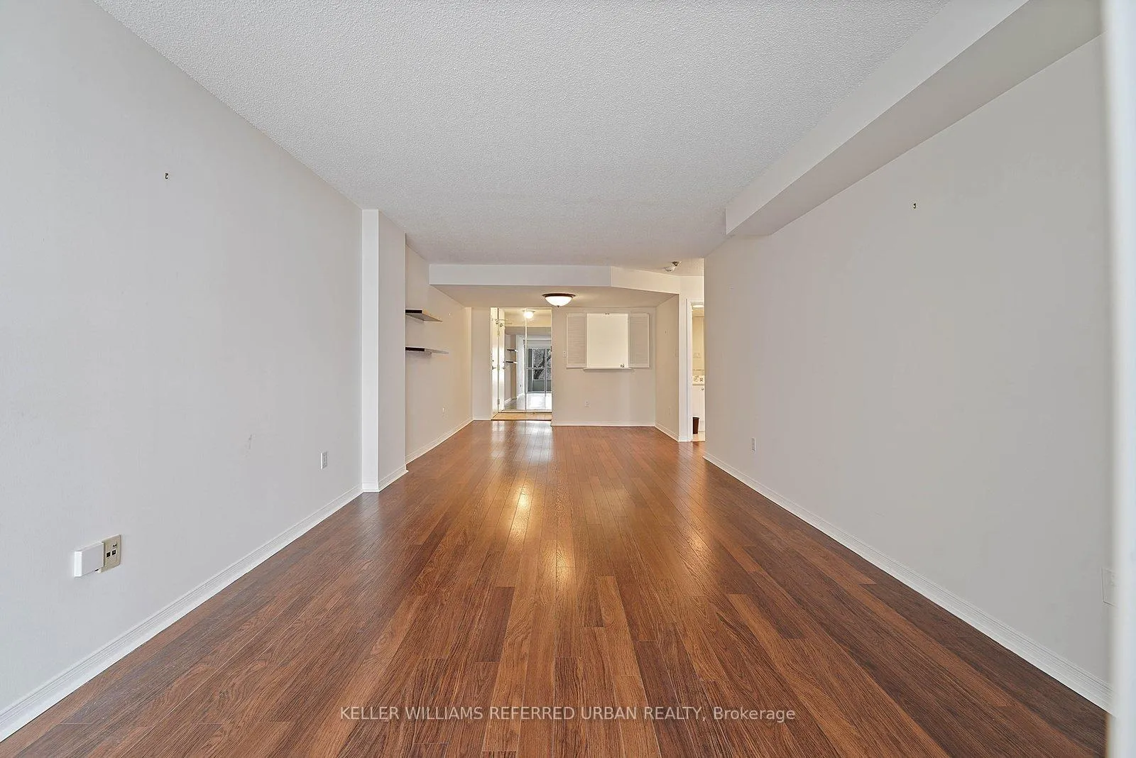 Photo 5 of Unit 404, 10 Tichester Road, Toronto, Forest Hill South — HOMEH