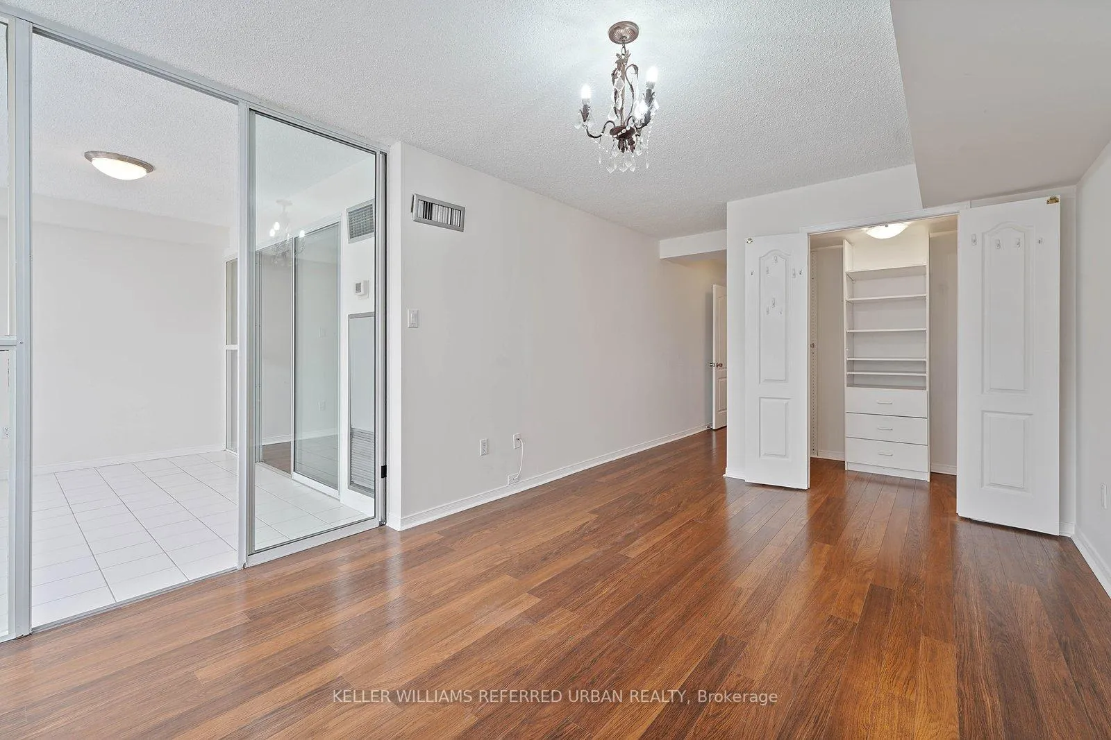 Photo 12 of Unit 404, 10 Tichester Road, Toronto, Forest Hill South — HOMEH