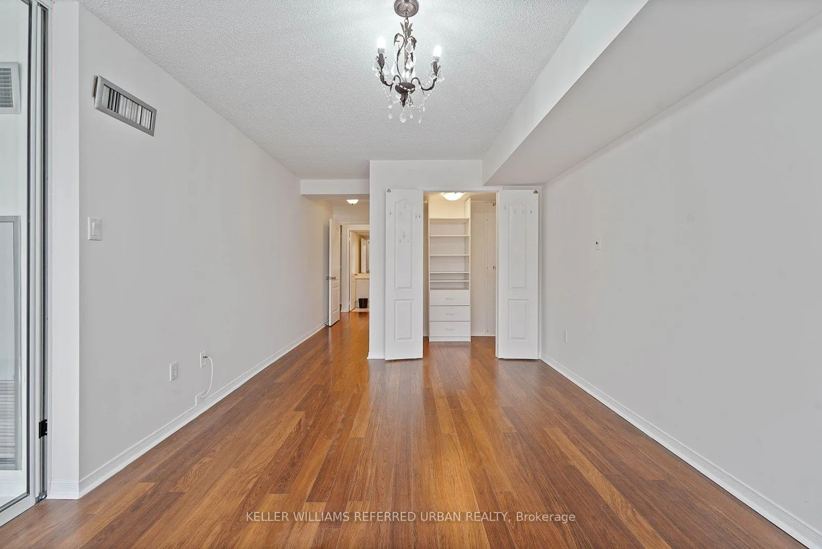 Photo 13 of Unit 404, 10 Tichester Road, Toronto, Forest Hill South — HOMEH