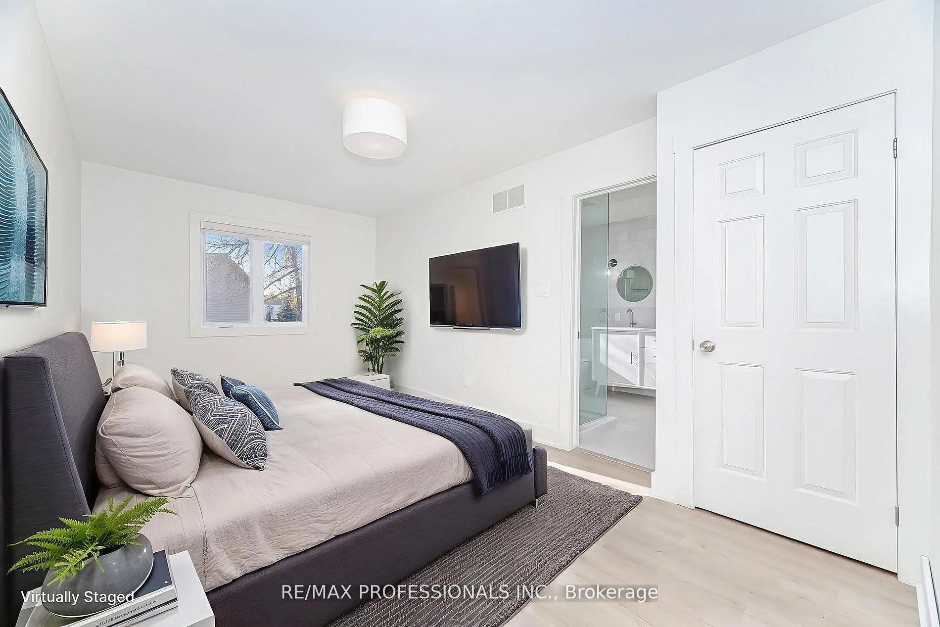 Photo 27 of Unit 7, 3115 New Street, Burlington, Roseland — HOMEH