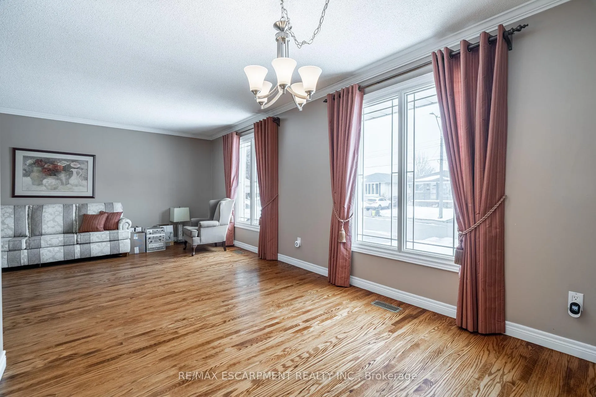 Photo 15 of 19 Valery Court, Hamilton, Gilbert — HOMEH