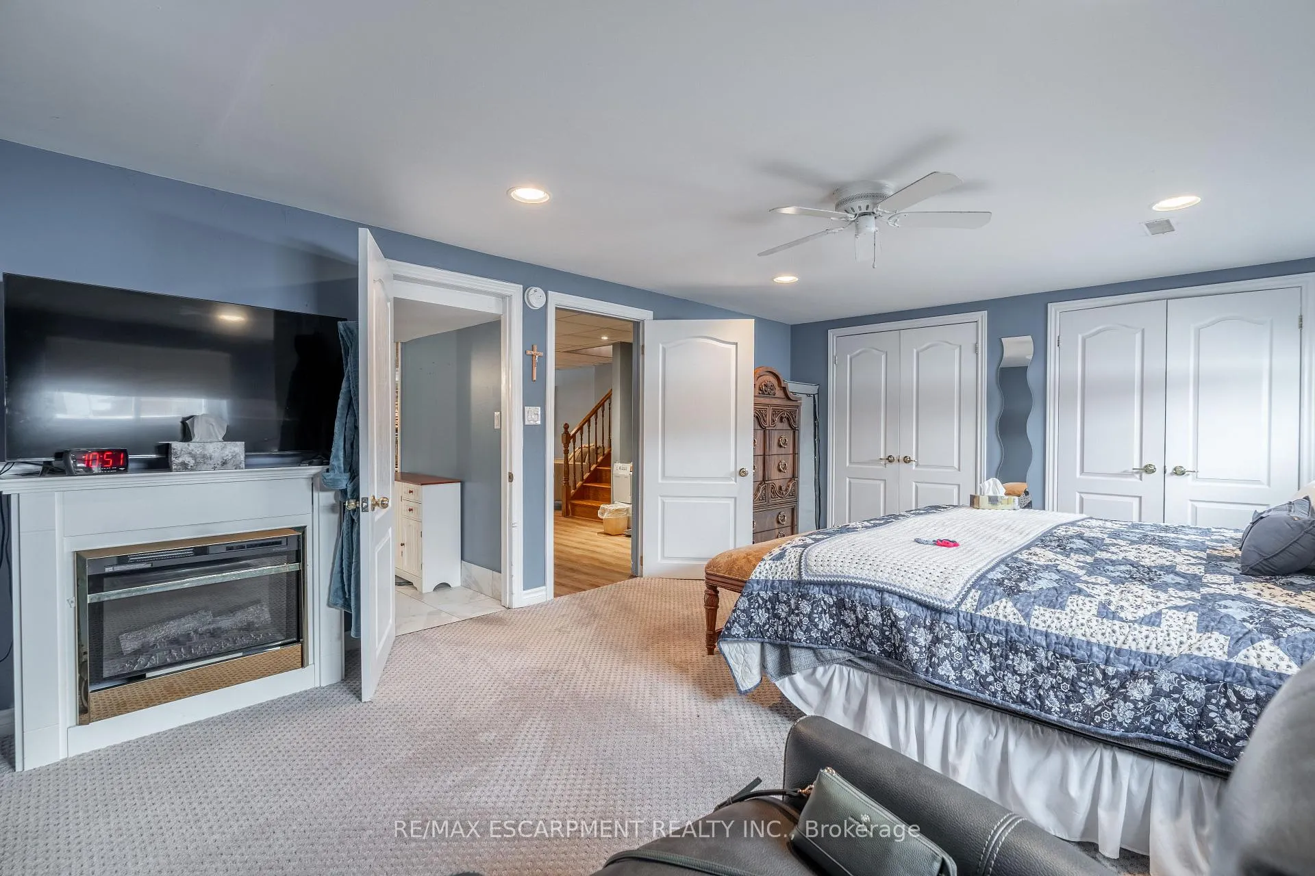Photo 39 of 19 Valery Court, Hamilton, Gilbert — HOMEH