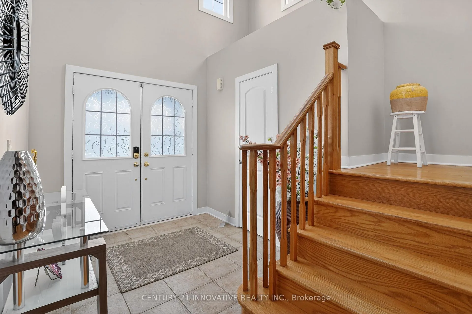 Photo 3 of 143 Jennings Drive, Clarington, Bowmanville — HOMEH