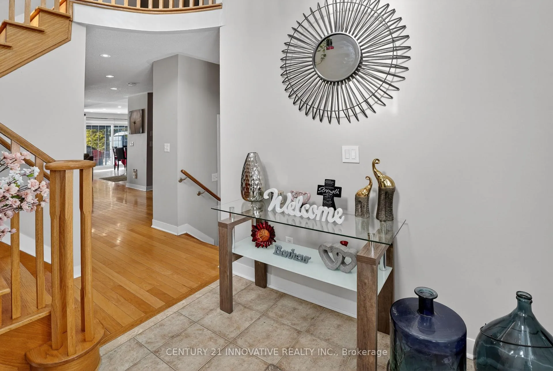 Photo 4 of 143 Jennings Drive, Clarington, Bowmanville — HOMEH