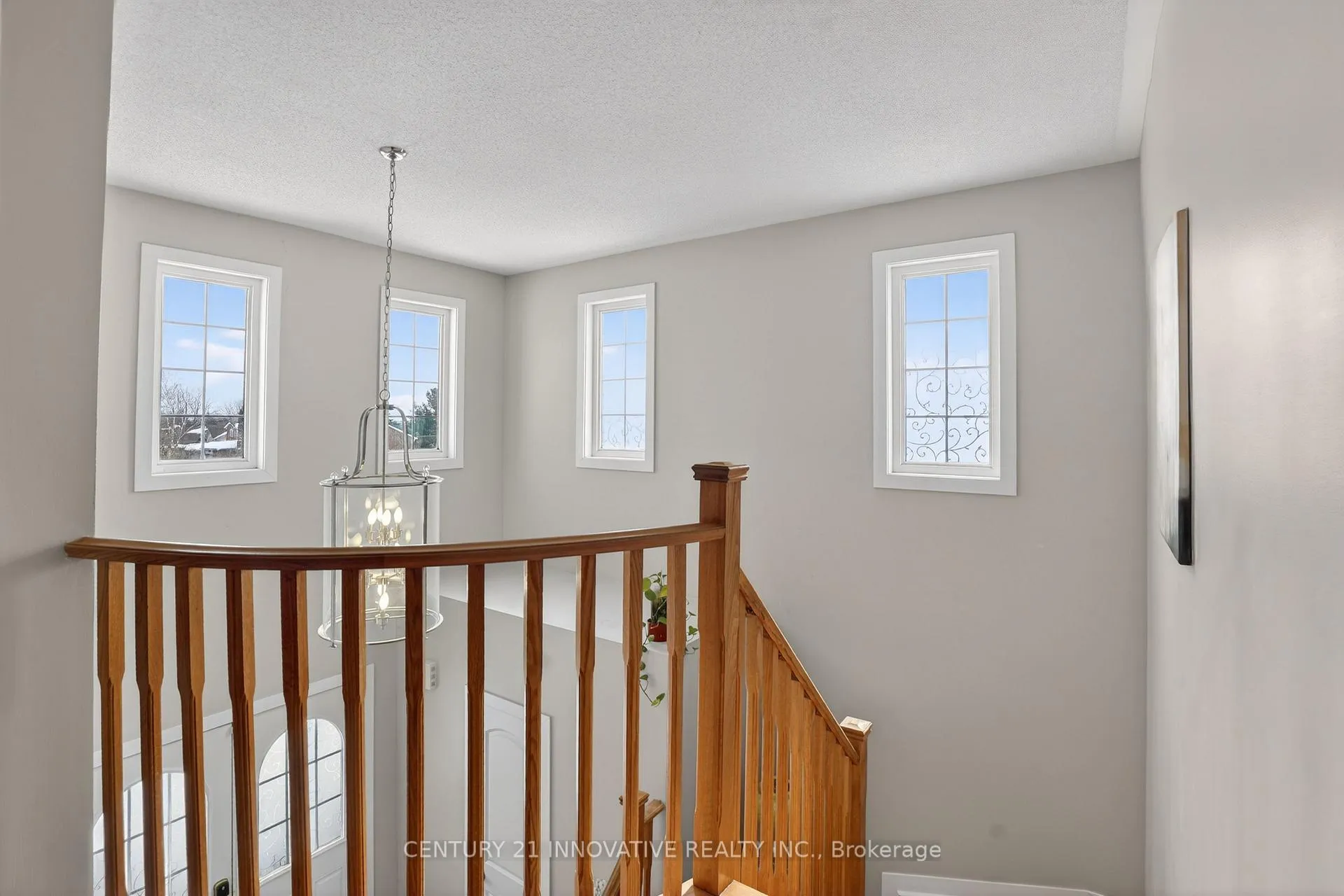 Photo 15 of 143 Jennings Drive, Clarington, Bowmanville — HOMEH