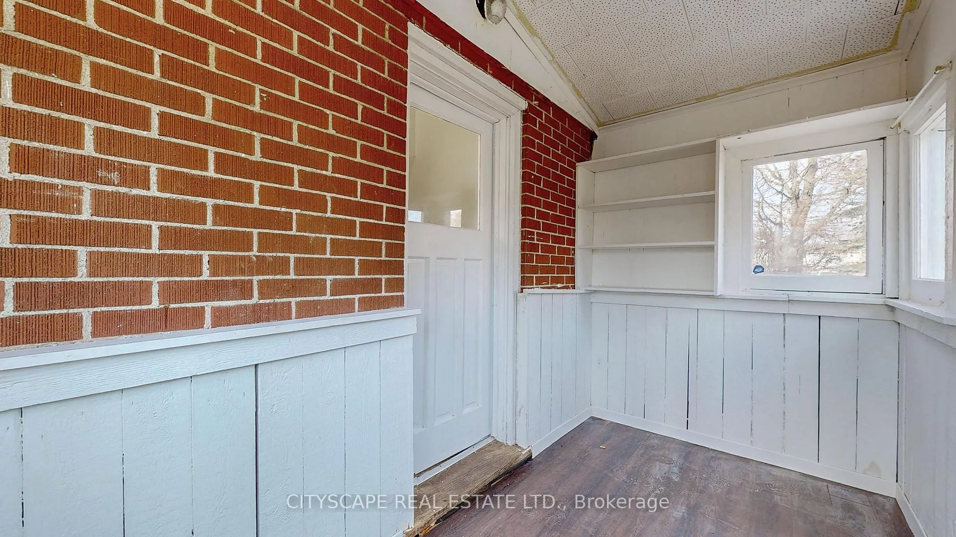 Photo 6 of 39 Woodward Avenue, Brampton, Brampton North — HOMEH