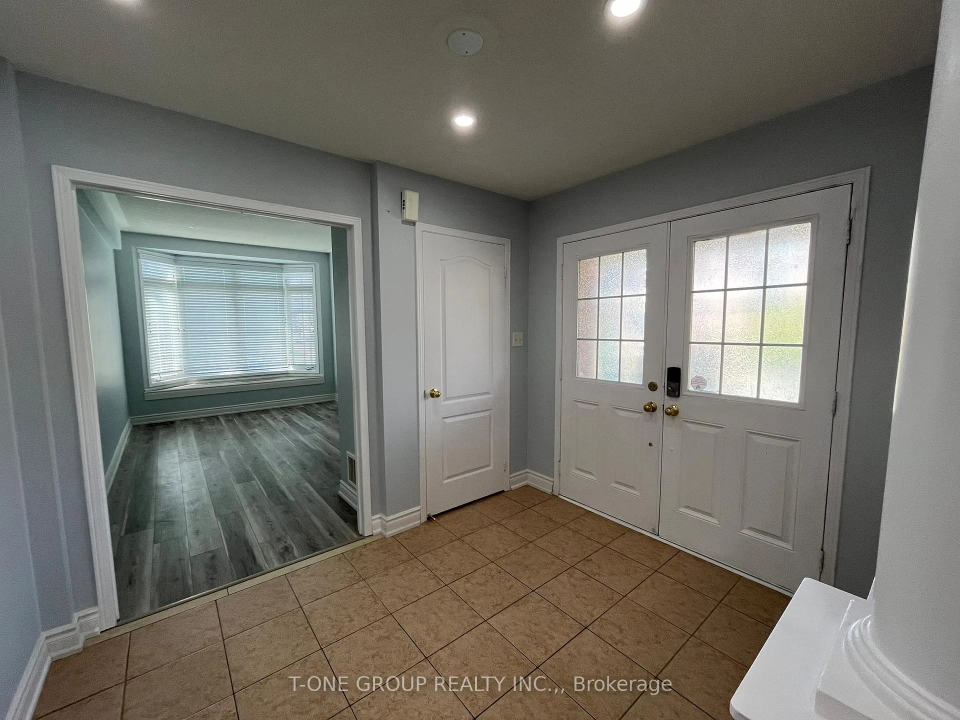 Photo 6 of 1667 Frolis Street, Oshawa, Taunton — HOMEH