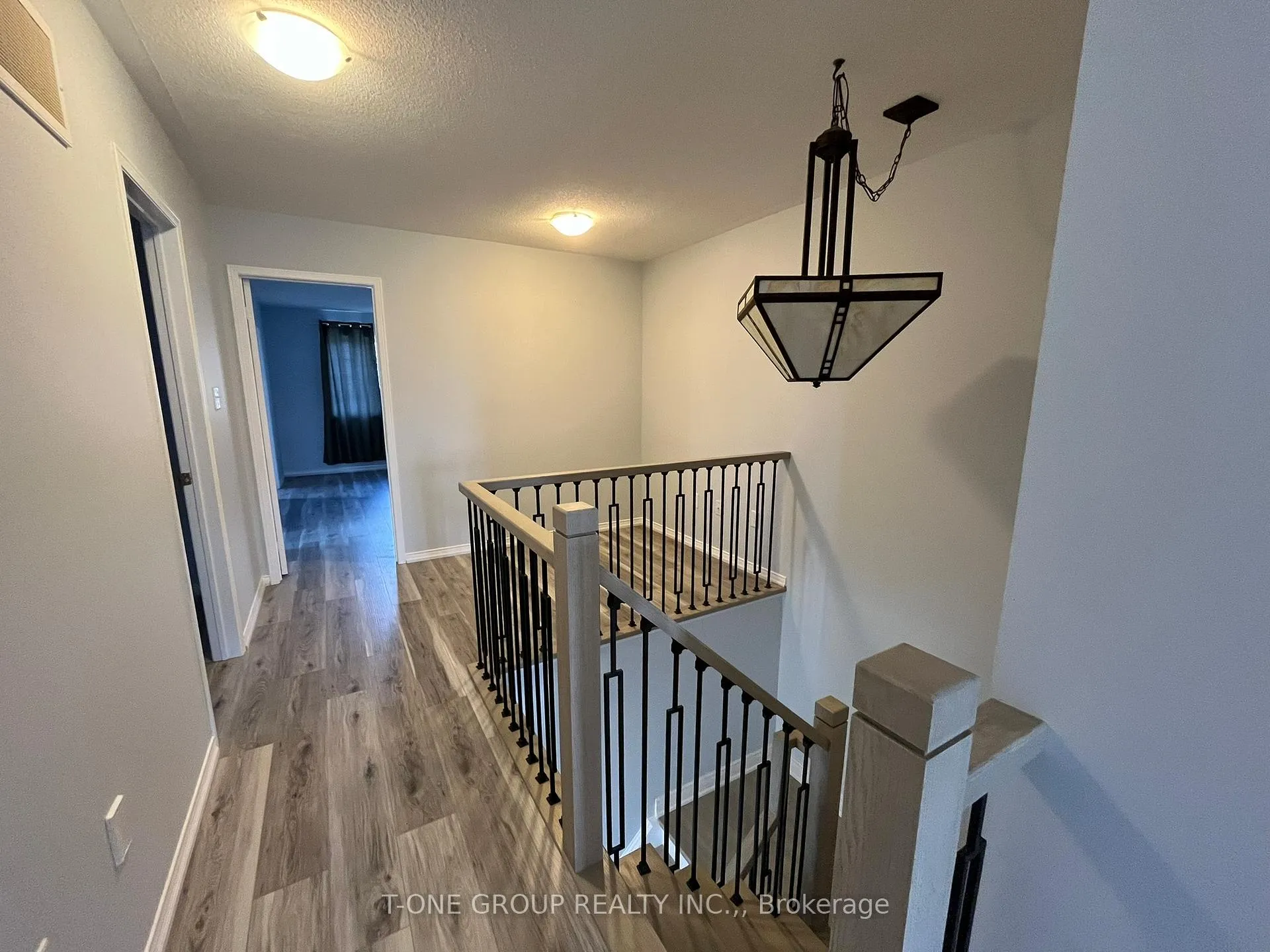 Photo 16 of 1667 Frolis Street, Oshawa, Taunton — HOMEH
