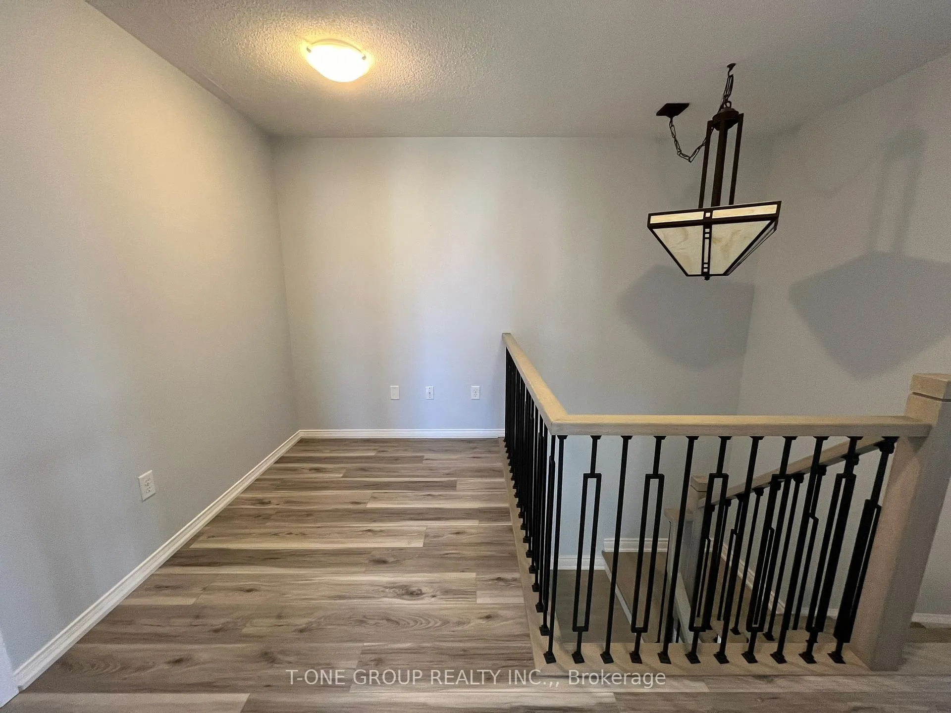 Photo 18 of 1667 Frolis Street, Oshawa, Taunton — HOMEH