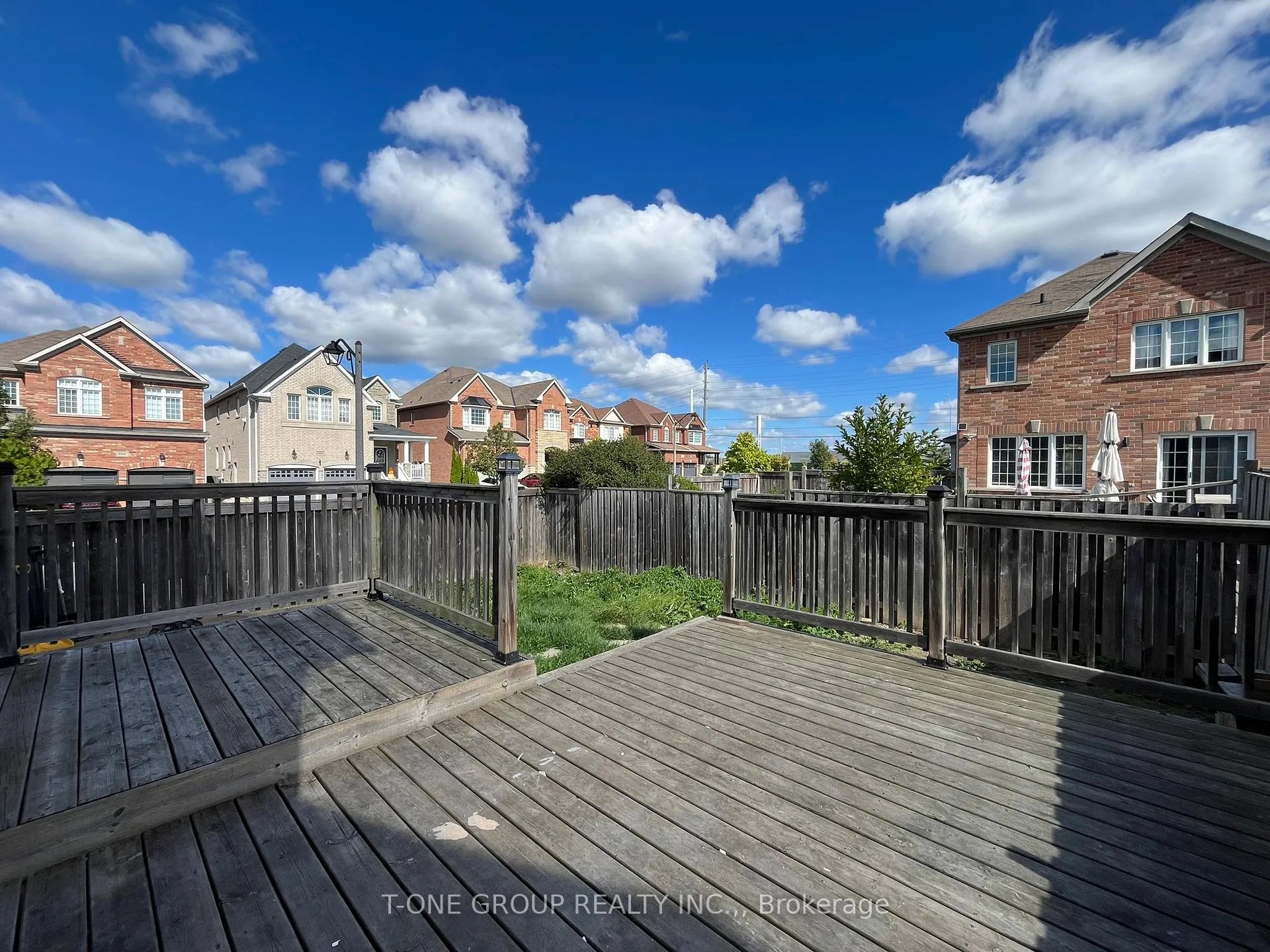 Photo 26 of 1667 Frolis Street, Oshawa, Taunton — HOMEH