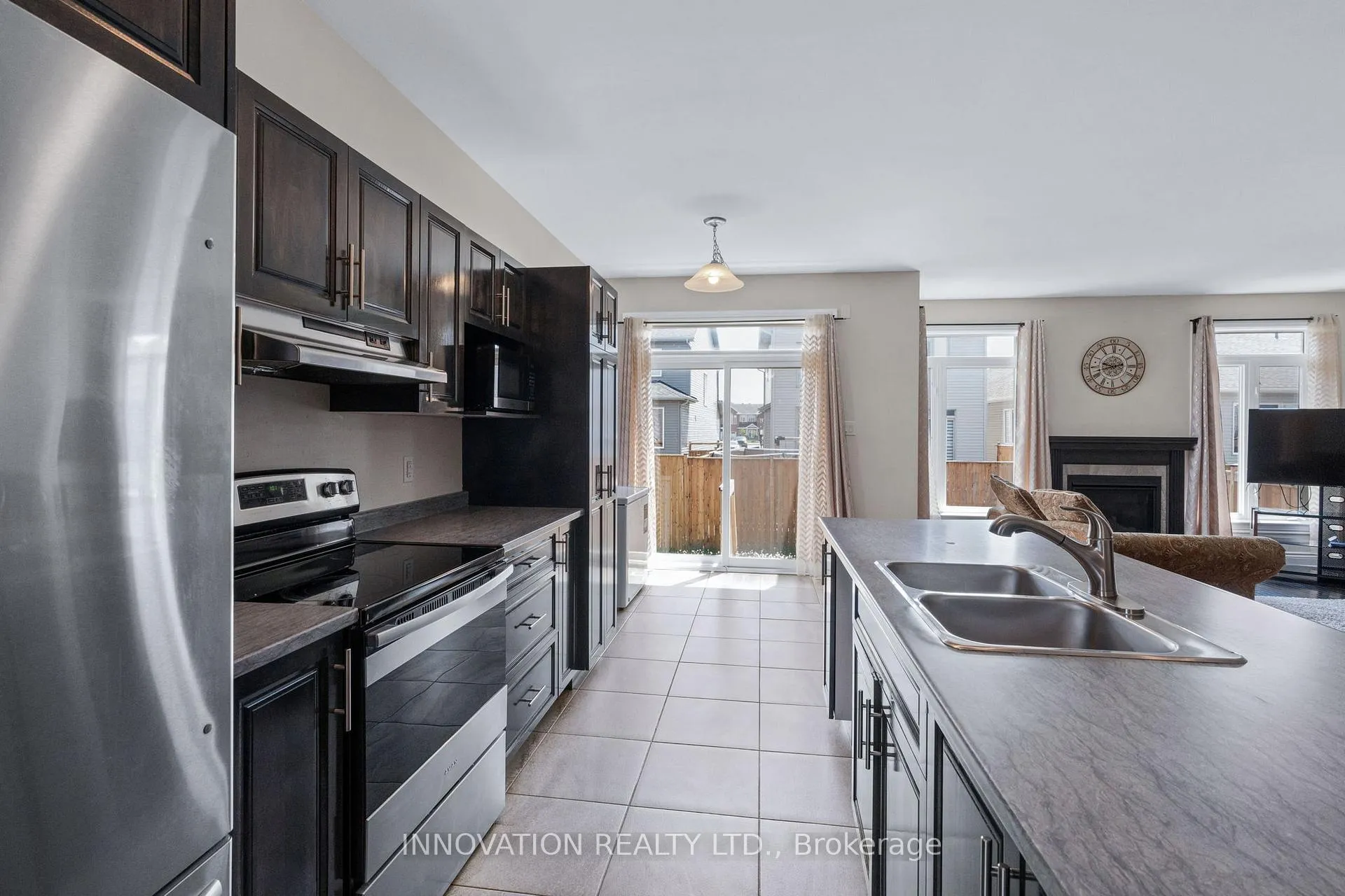Photo 9 of 32 Peever Place, Carleton Place — HOMEH