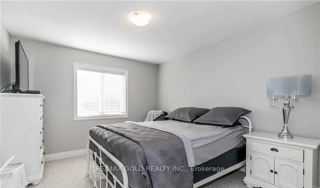 Photo 15 of 971 Wright Drive, Midland — HOMEH