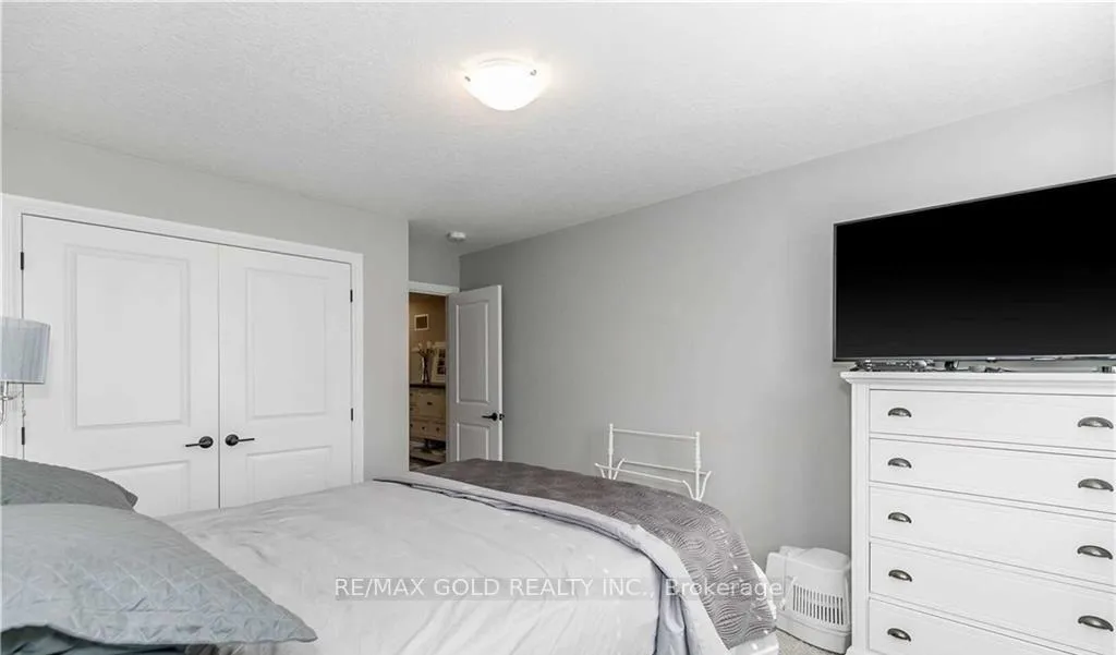 Photo 16 of 971 Wright Drive, Midland — HOMEH