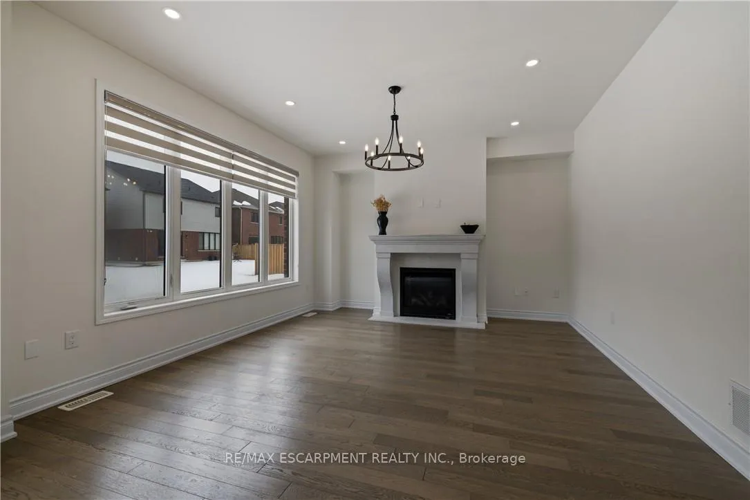 Photo 20 of 150 Cactus Crescent, Hamilton, Stoney Creek Mountain — HOMEH