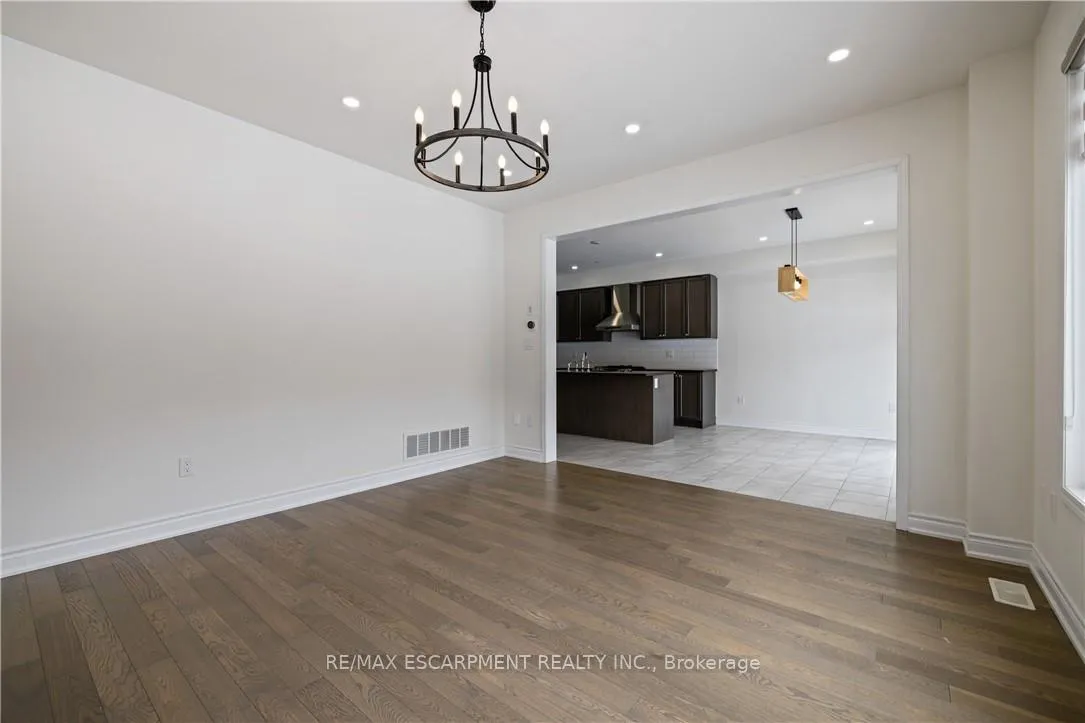 Photo 23 of 150 Cactus Crescent, Hamilton, Stoney Creek Mountain — HOMEH