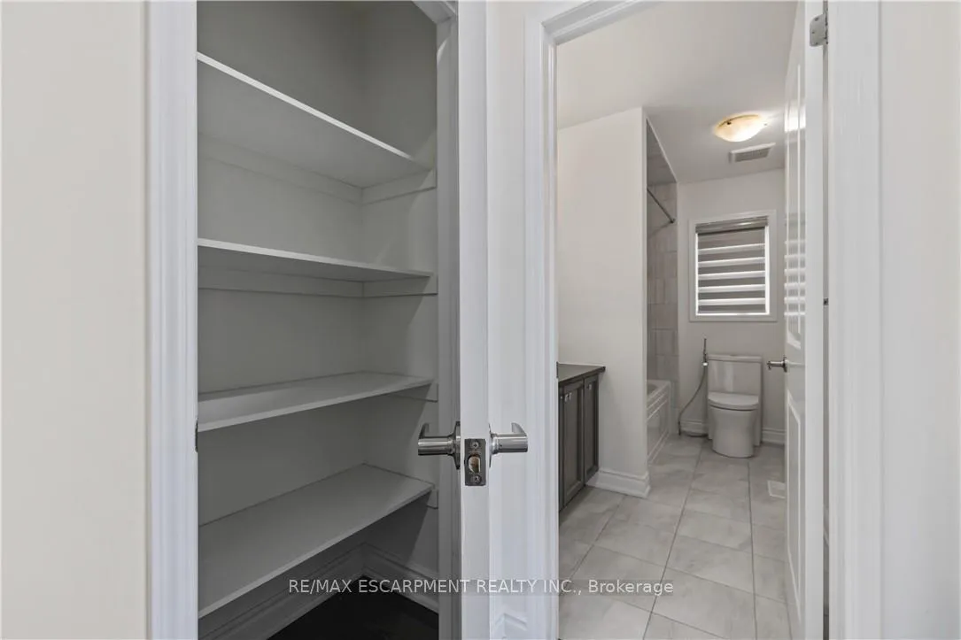 Photo 28 of 150 Cactus Crescent, Hamilton, Stoney Creek Mountain — HOMEH