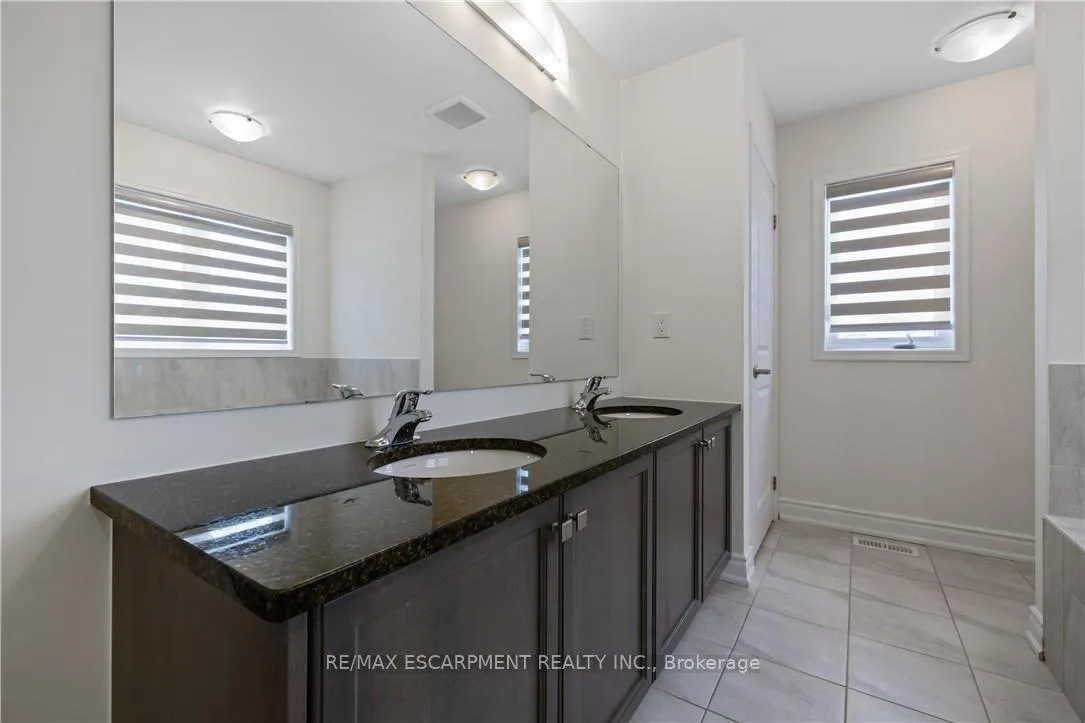 Photo 40 of 150 Cactus Crescent, Hamilton, Stoney Creek Mountain — HOMEH