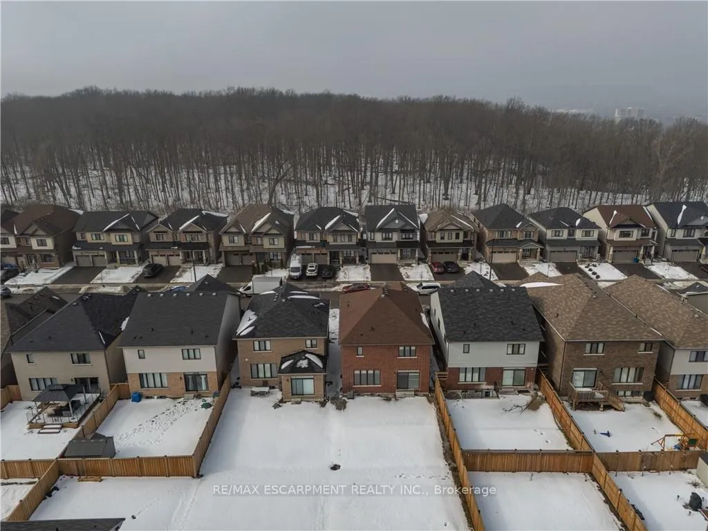 Photo 47 of 150 Cactus Crescent, Hamilton, Stoney Creek Mountain — HOMEH