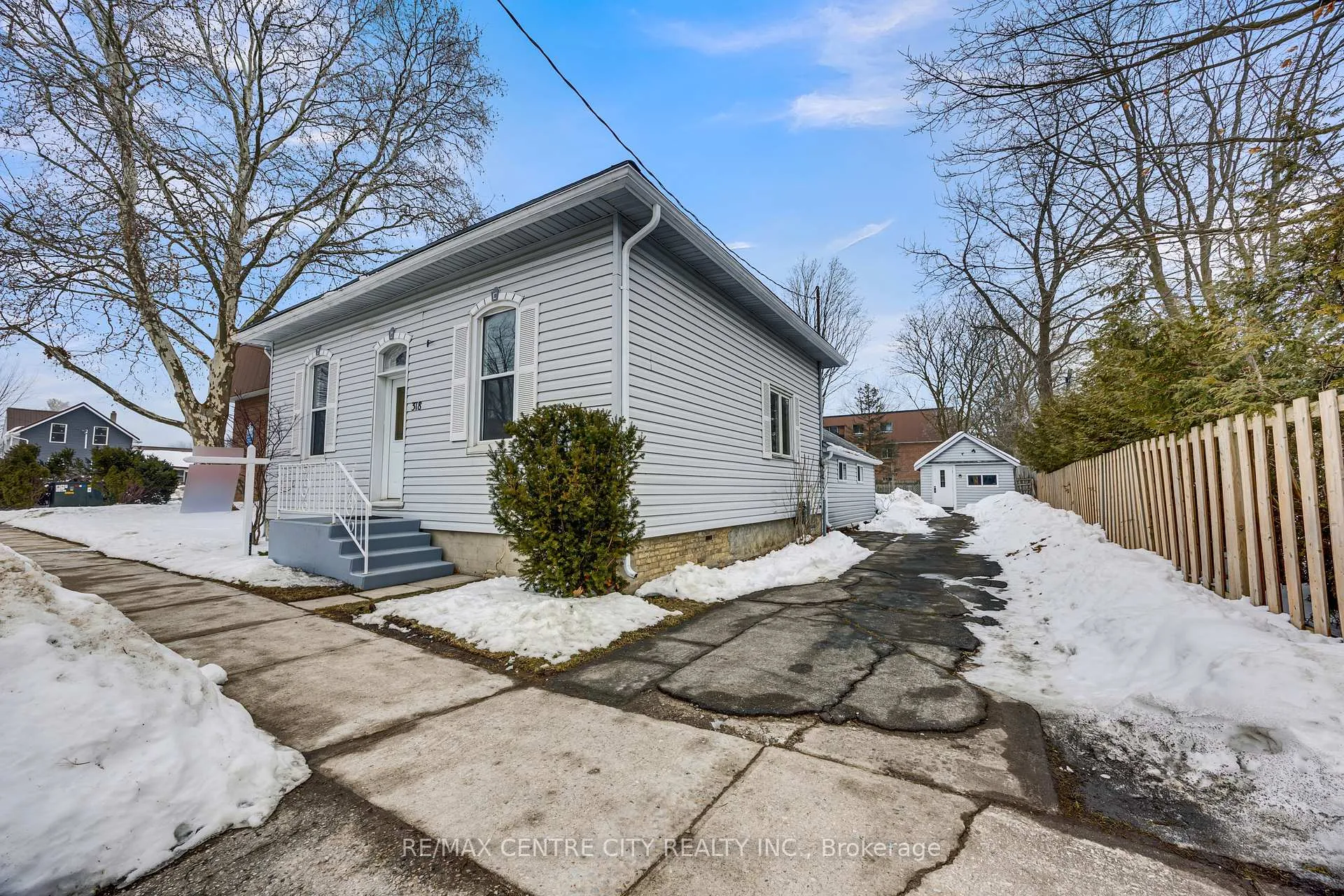 Photo 1 of 318 Carling Street, South Huron, Exeter — HOMEH
