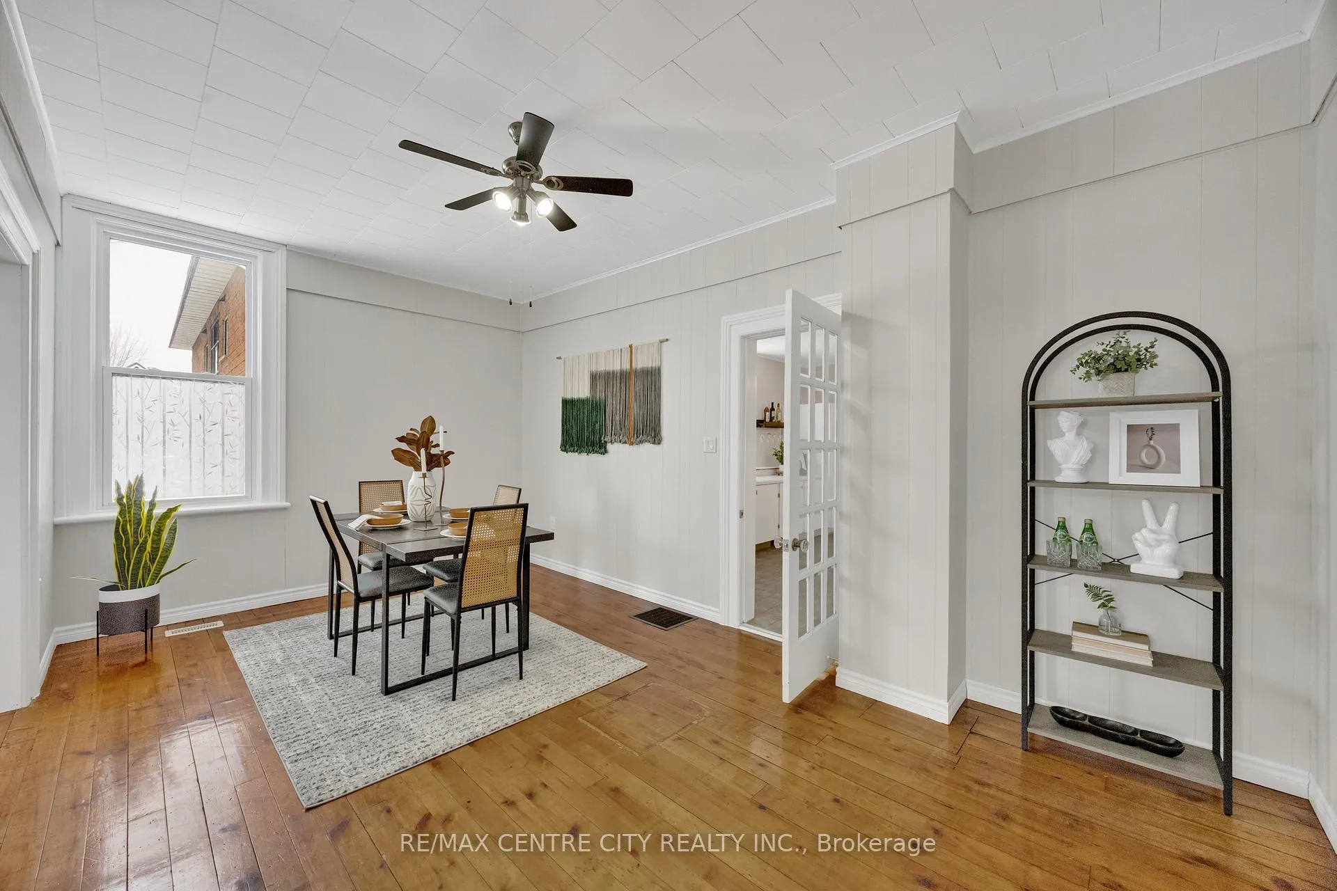Photo 11 of 318 Carling Street, South Huron, Exeter — HOMEH