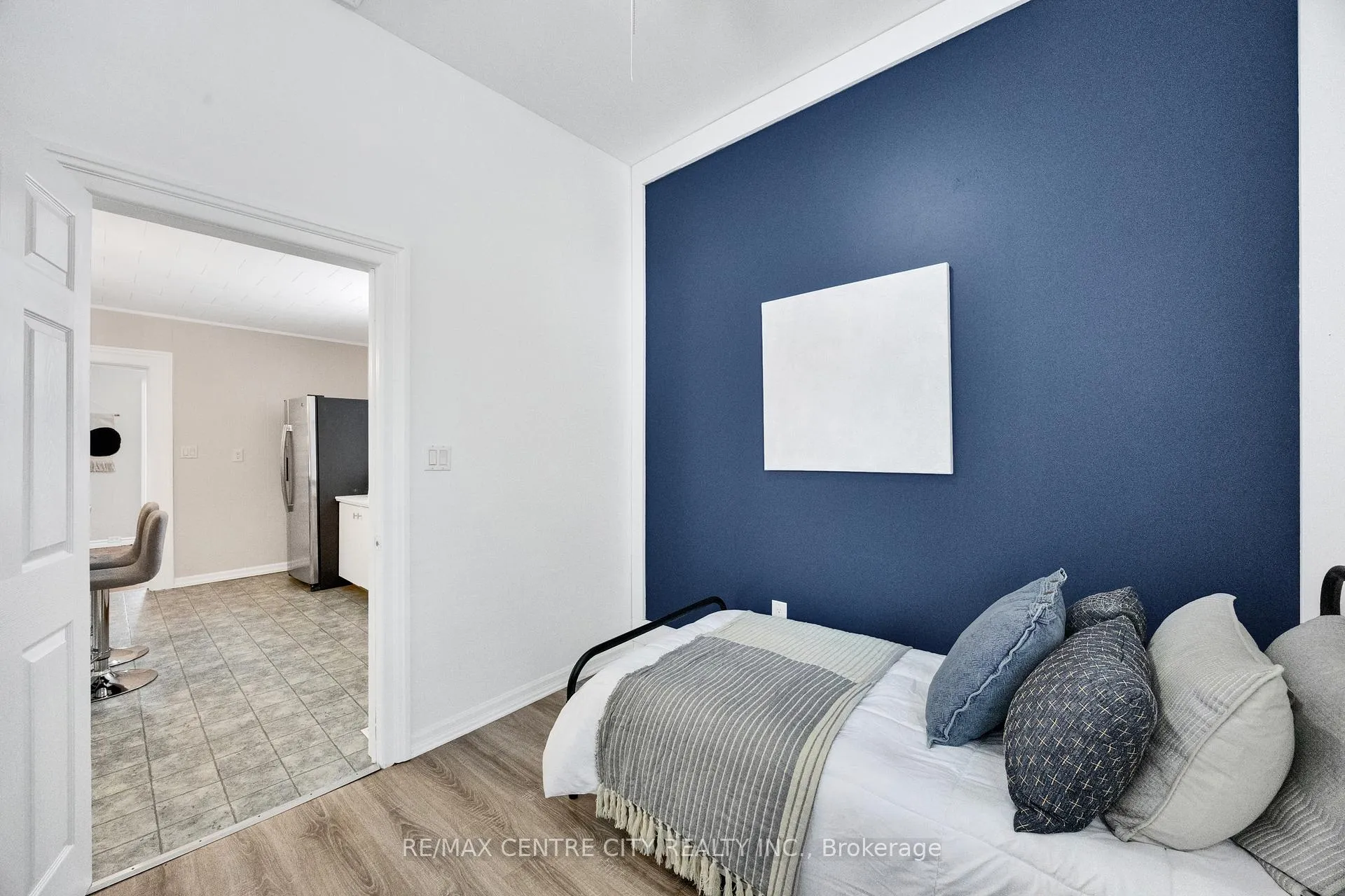Photo 17 of 318 Carling Street, South Huron, Exeter — HOMEH