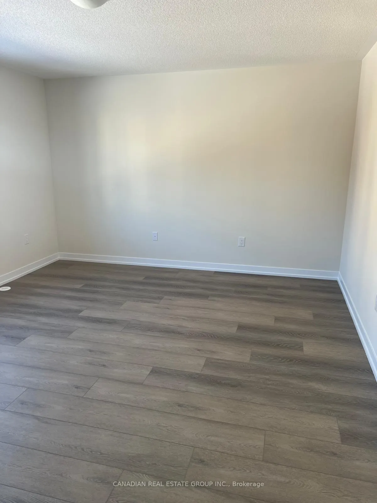 Photo 8 of Unit (Main), 62 Ziibi Way, Clarington, Newcastle — HOMEH