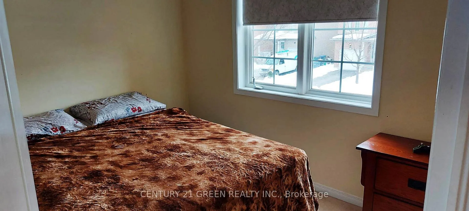 Photo 9 of Unit Upper, 33 Bramfield Street, Brampton, Fletcher's Meadow — HOMEH