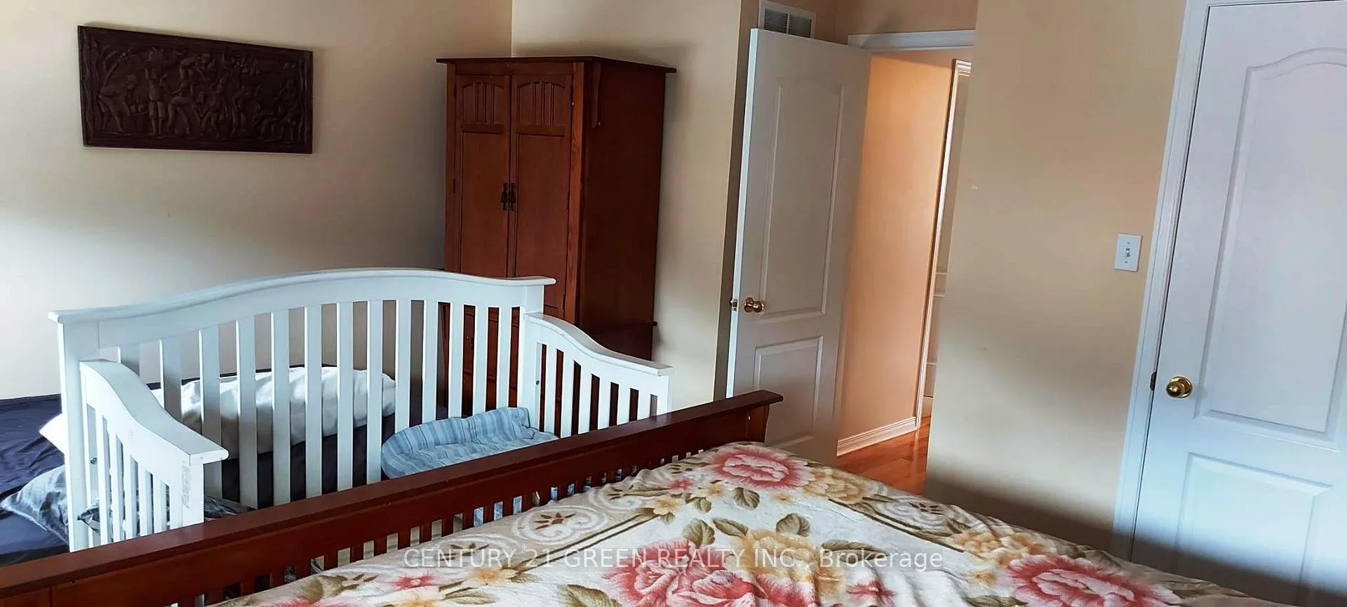 Photo 10 of Unit Upper, 33 Bramfield Street, Brampton, Fletcher's Meadow — HOMEH
