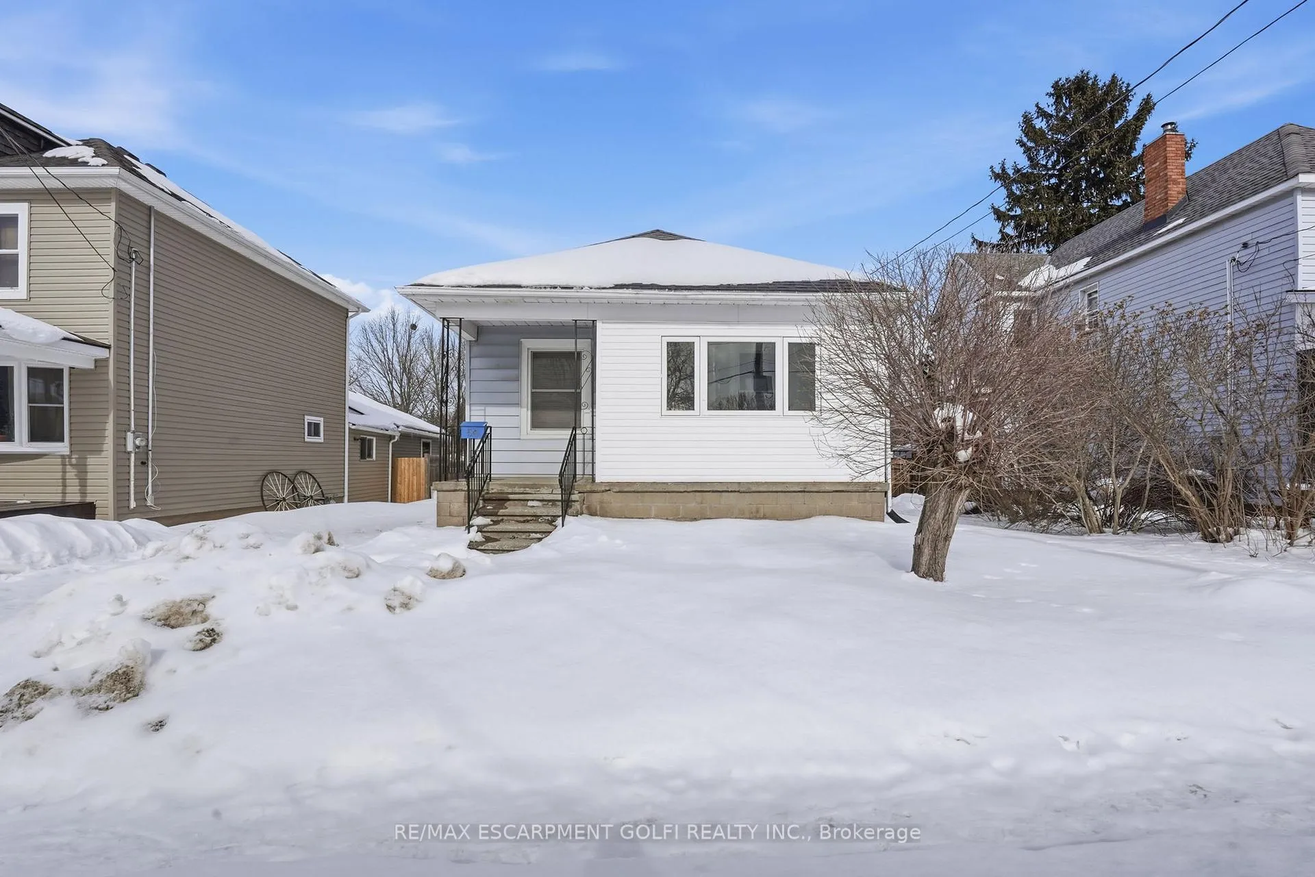 Photo 1 of 54 Mill Street, Welland, Broadway — HOMEH
