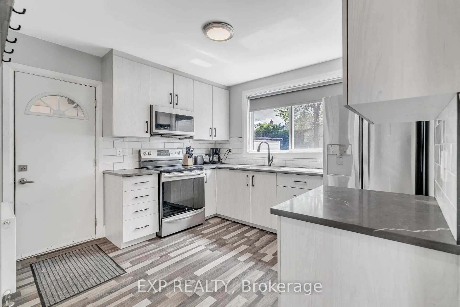 Photo 9 of 124 Marier Avenue, Ottawa, Vanier — HOMEH