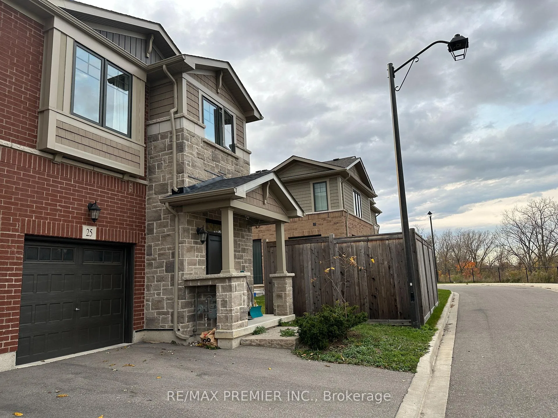 Photo 1 of 25 Pelican Lane, Hamilton, Vincent — HOMEH