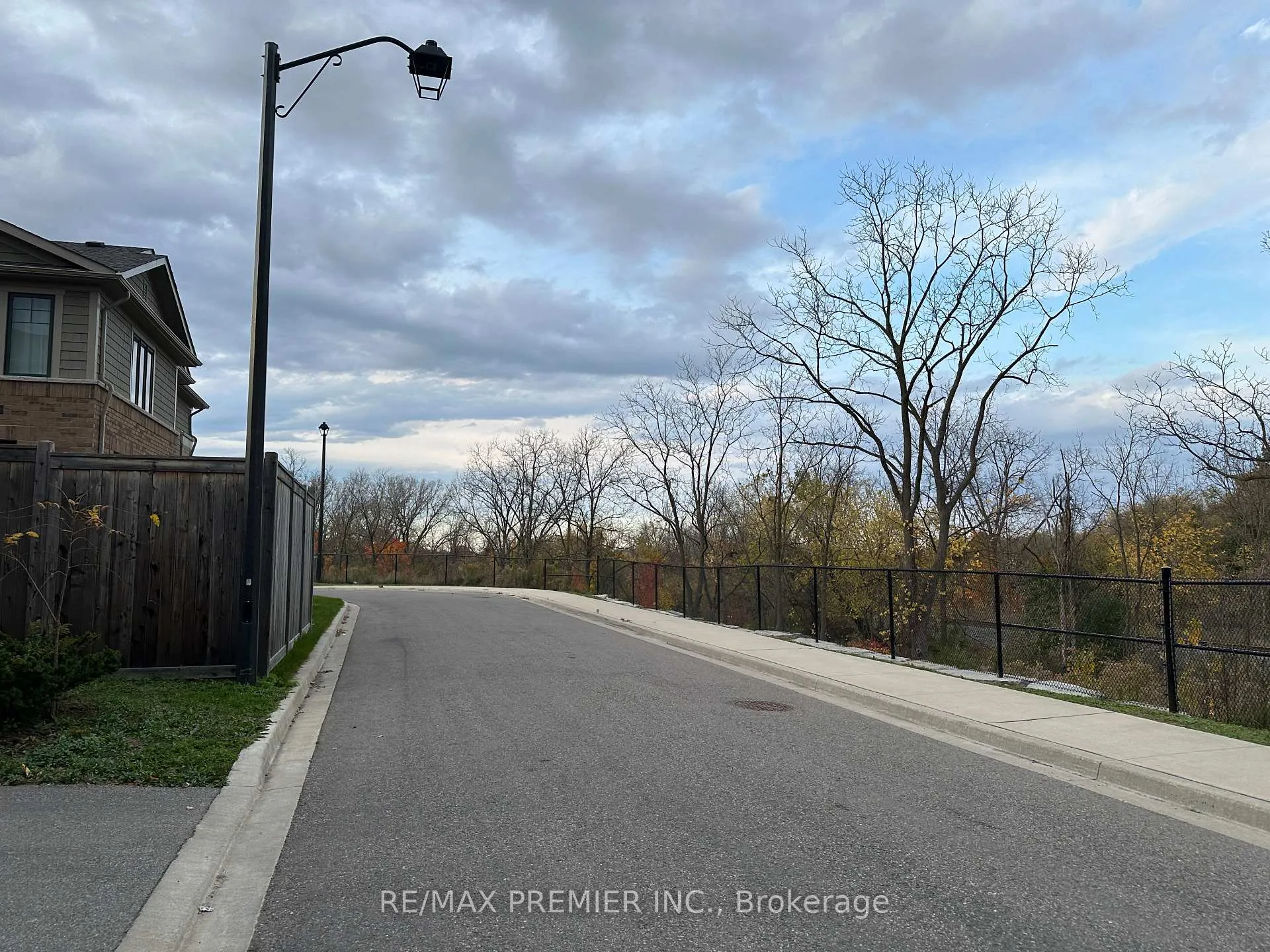 Photo 3 of 25 Pelican Lane, Hamilton, Vincent — HOMEH