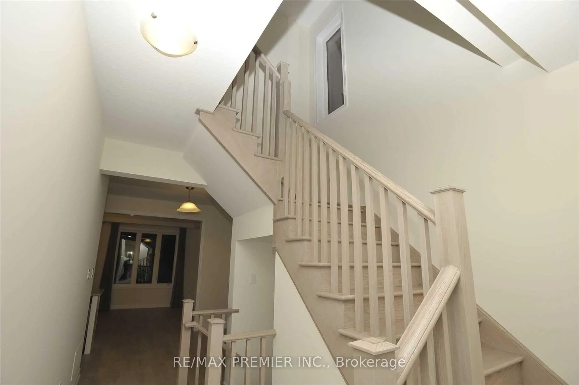 Photo 11 of 25 Pelican Lane, Hamilton, Vincent — HOMEH