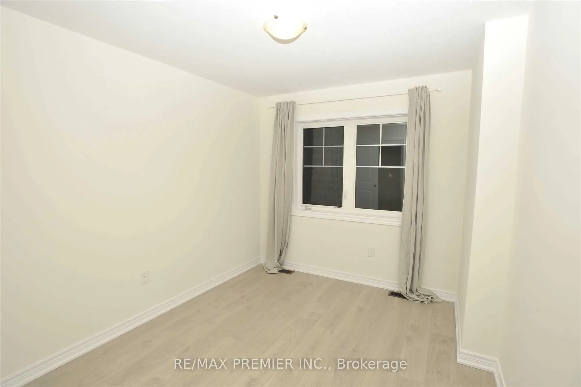 Photo 13 of 25 Pelican Lane, Hamilton, Vincent — HOMEH