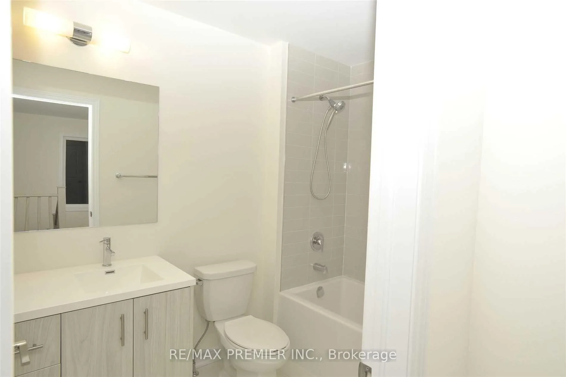 Photo 20 of 25 Pelican Lane, Hamilton, Vincent — HOMEH