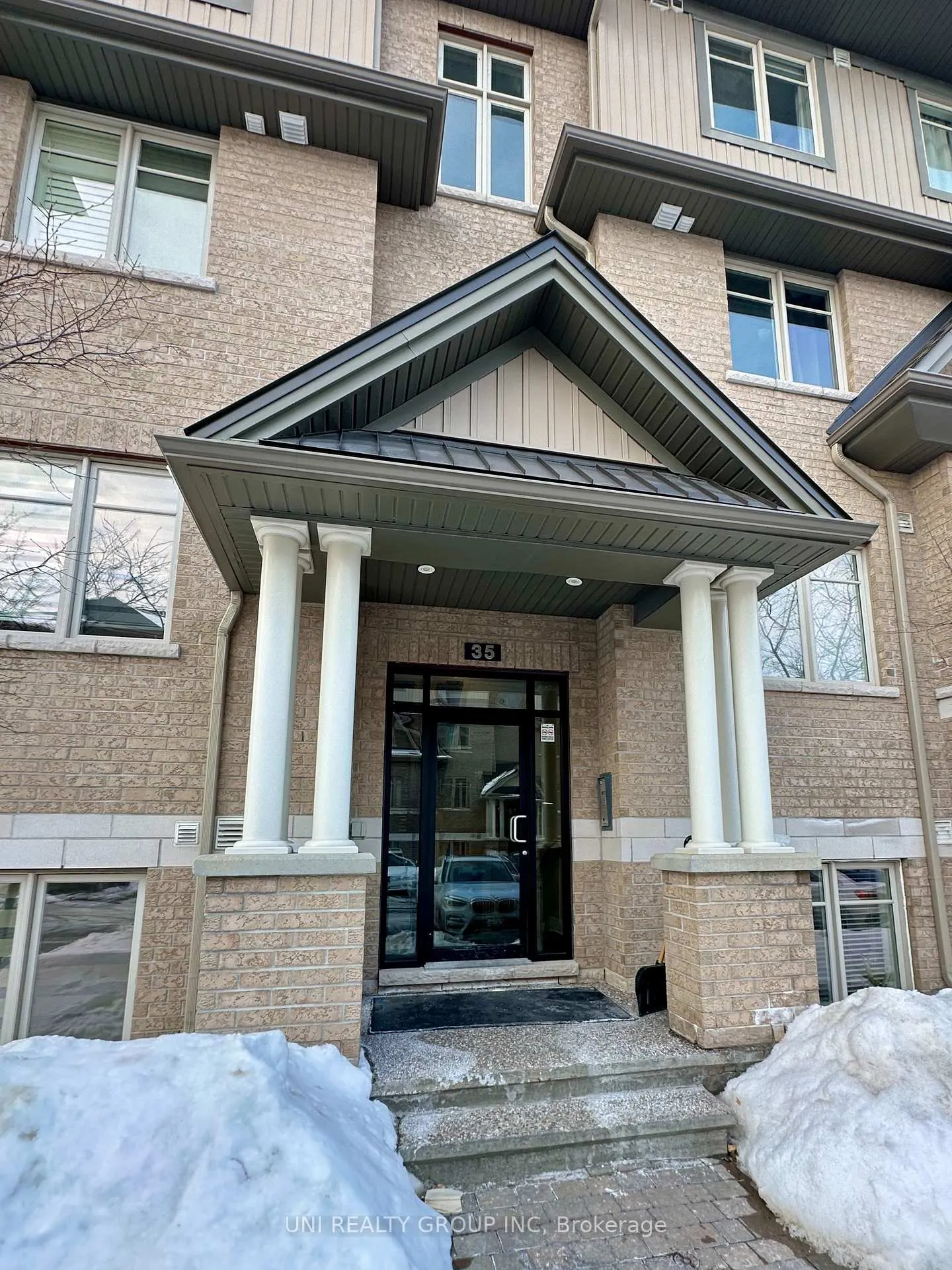Photo 2 of Unit C, 35 Tadley Private, Ottawa, Barrhaven - Longfields — HOMEH