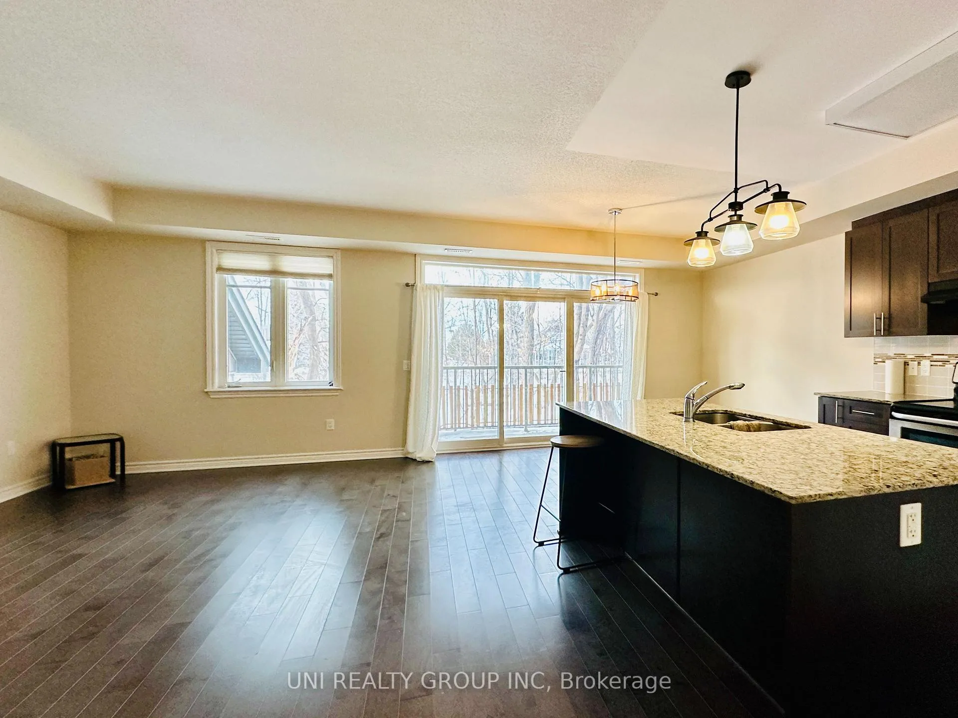 Photo 6 of Unit C, 35 Tadley Private, Ottawa, Barrhaven - Longfields — HOMEH