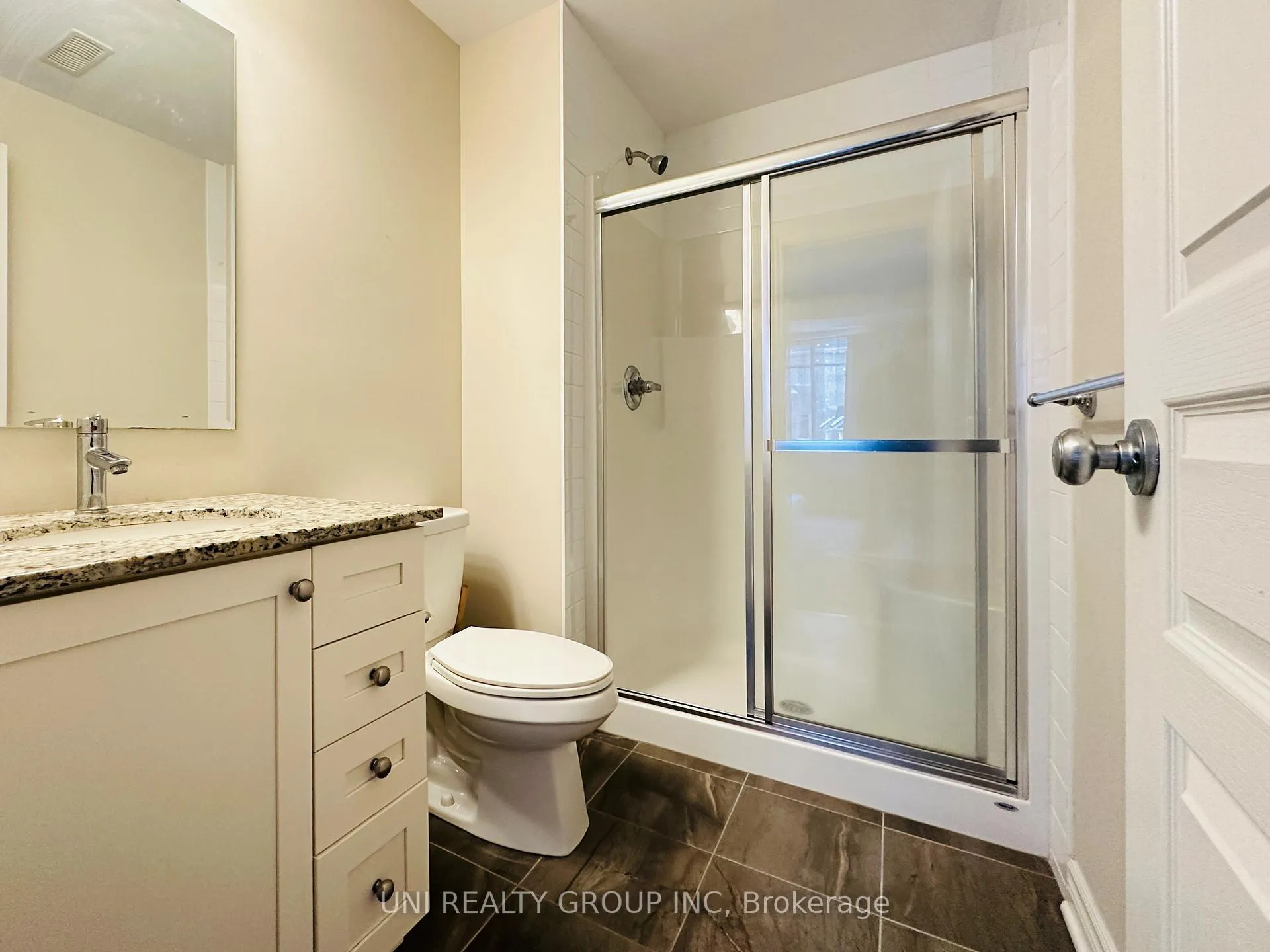 Photo 11 of Unit C, 35 Tadley Private, Ottawa, Barrhaven - Longfields — HOMEH