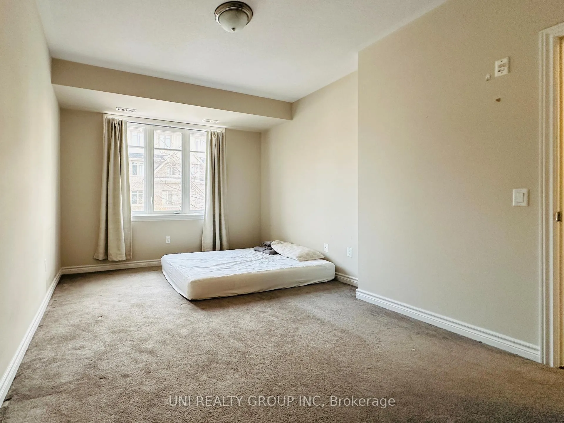 Photo 12 of Unit C, 35 Tadley Private, Ottawa, Barrhaven - Longfields — HOMEH