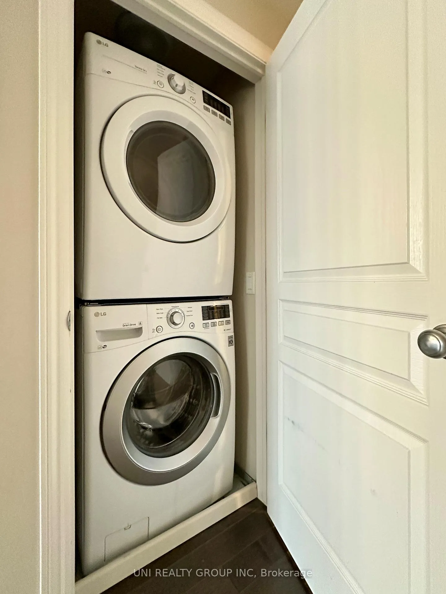 Photo 17 of Unit C, 35 Tadley Private, Ottawa, Barrhaven - Longfields — HOMEH