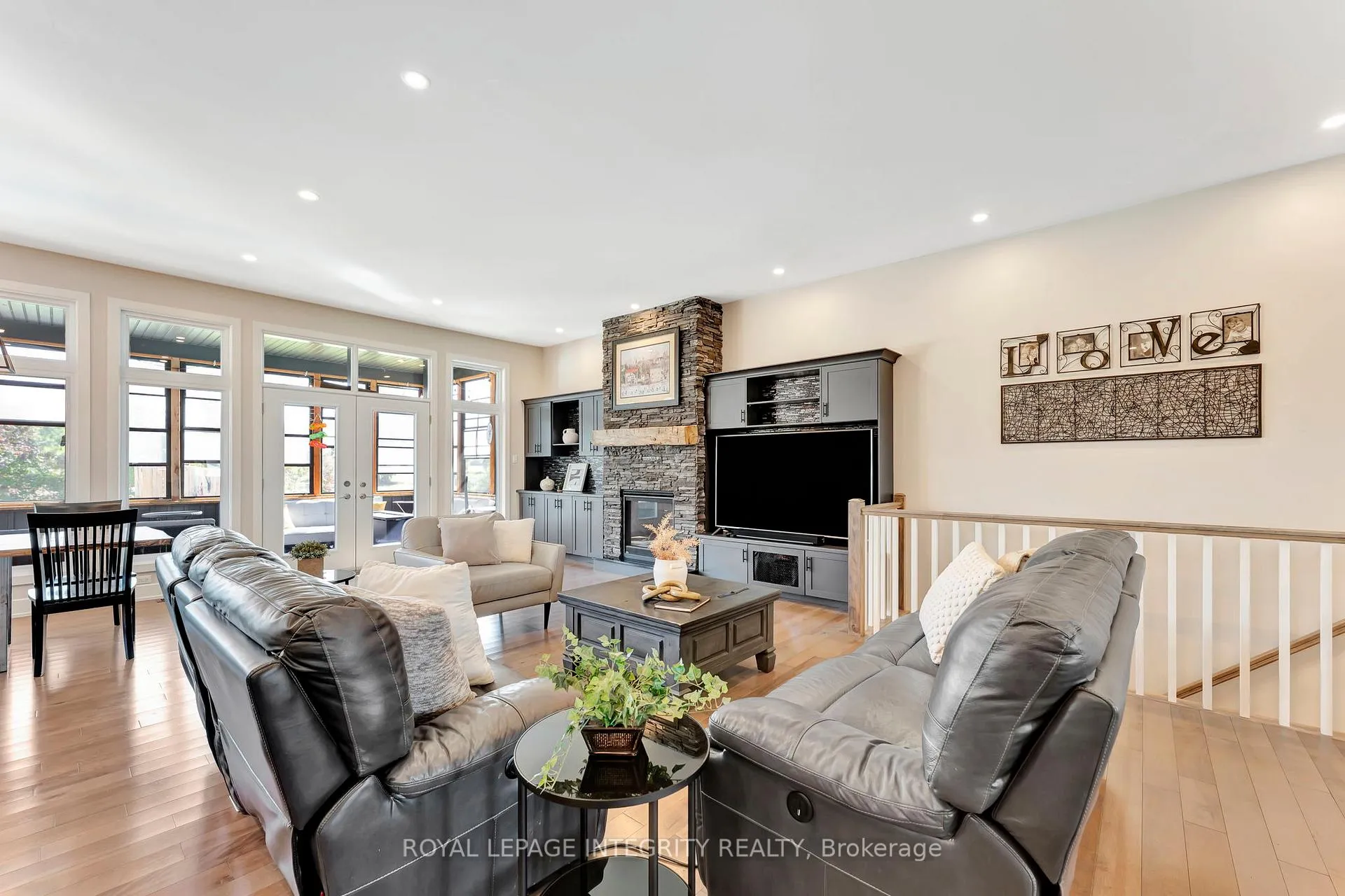 Photo 7 of 2198 Maple Forest Drive, Ottawa, North Gower — HOMEH