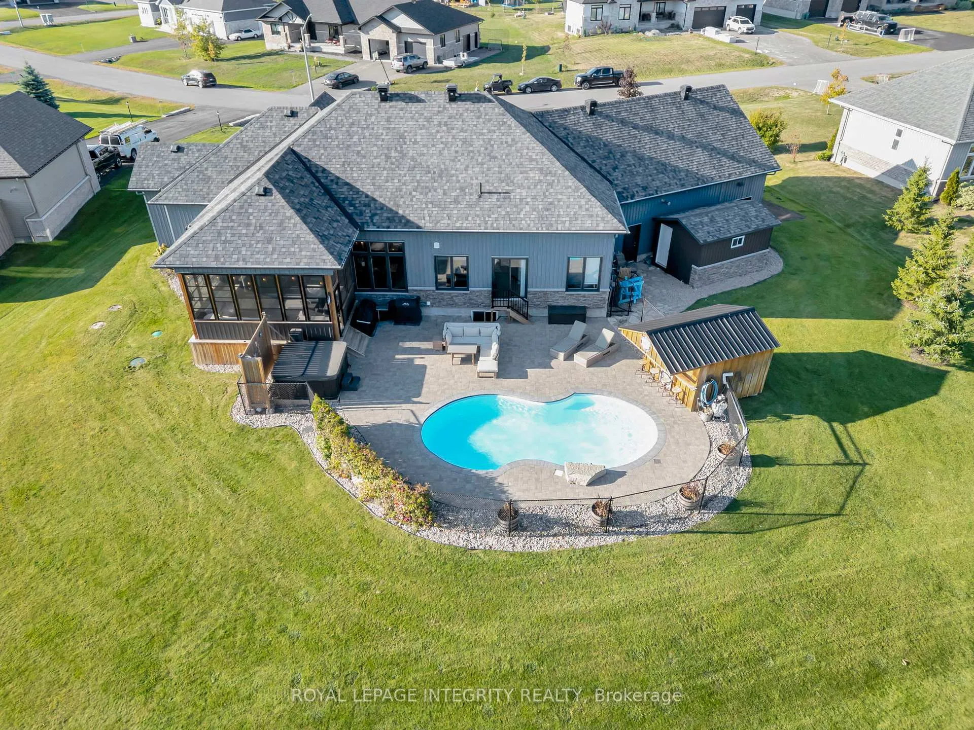 Photo 29 of 2198 Maple Forest Drive, Ottawa, North Gower — HOMEH