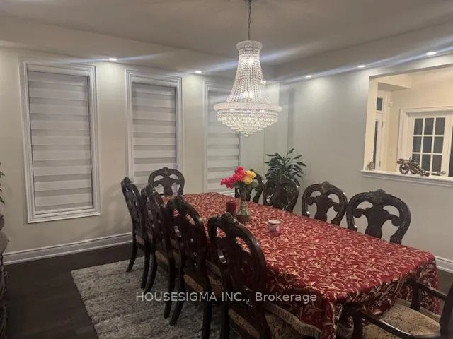 Photo 3 of 122 Cactus Crescent, Hamilton, Stoney Creek Mountain — HOMEH